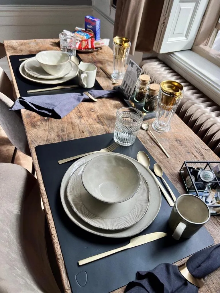 Dining area in Logies aan de Dam