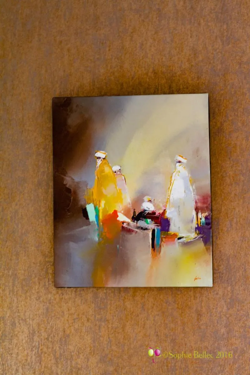 Text overlay in L'Hostellerie d'Acquigny