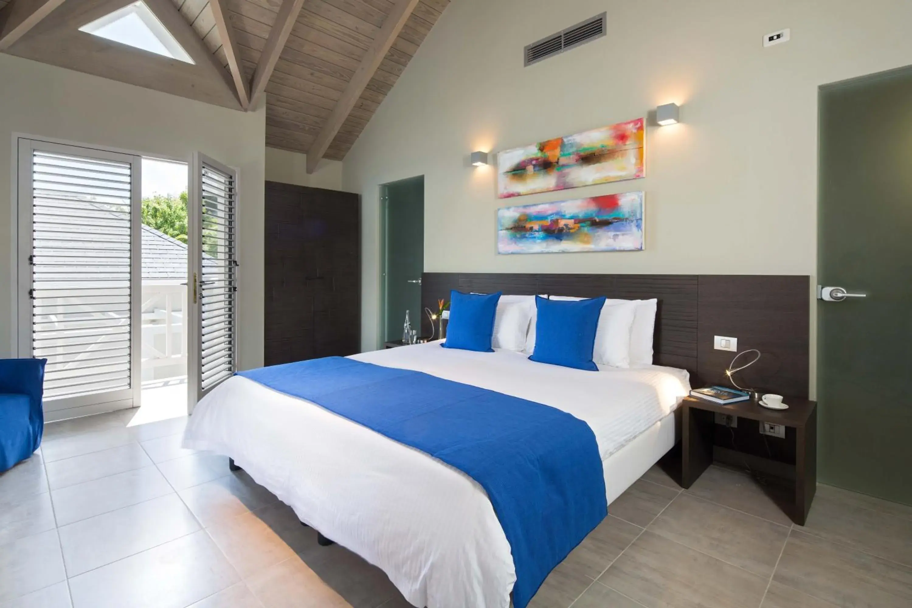 Two-Bedroom Penthouse Suite in South Point Antigua Two-Bedroom Penthouse Suite in South Point Antigua