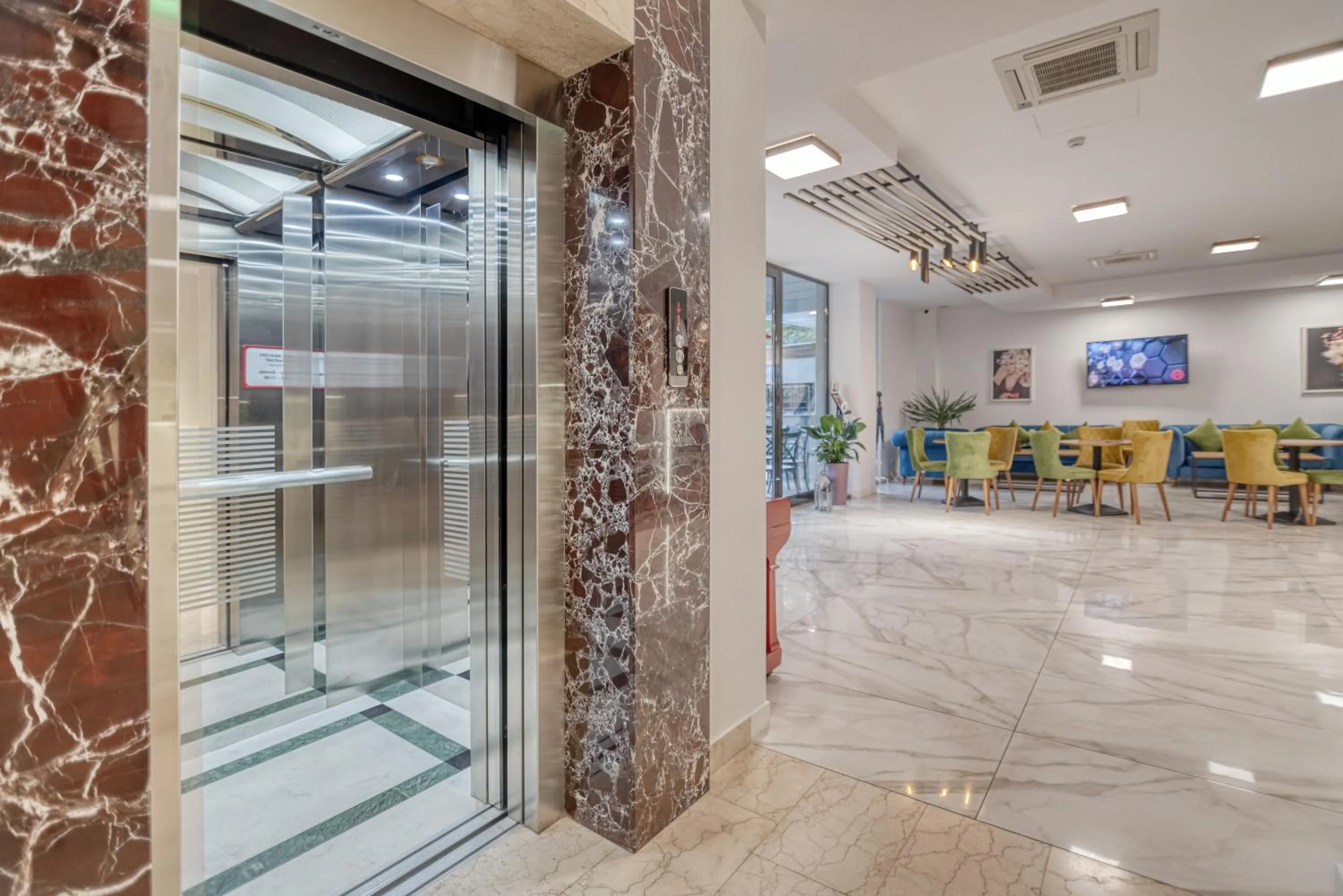 Lobby or reception in Orbeli Hotel Yerevan