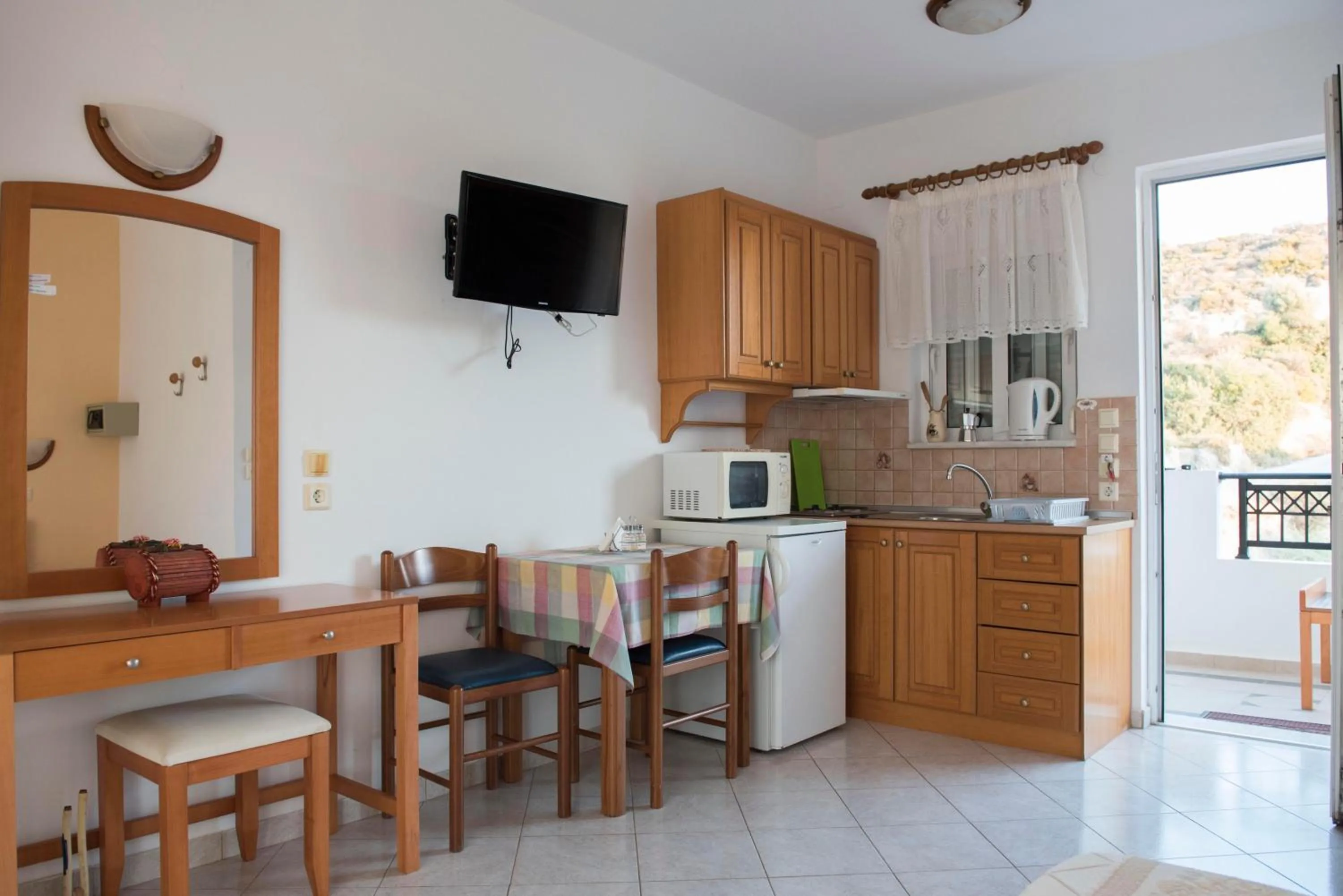 TV and multimedia in Nephele Apartments