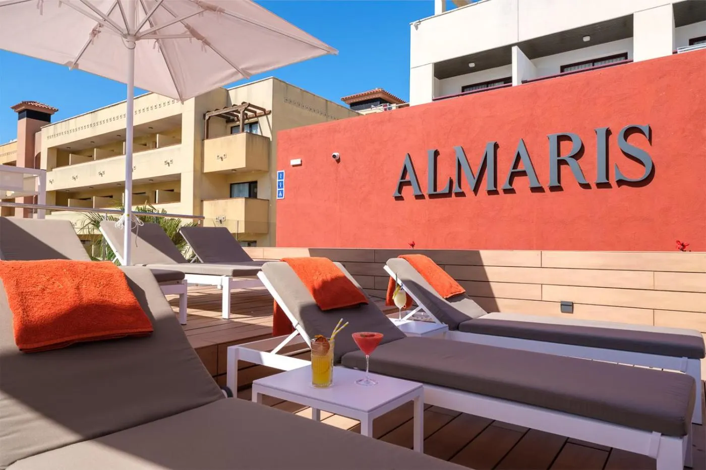 Swimming pool in Oassium Hotel - Adults Only