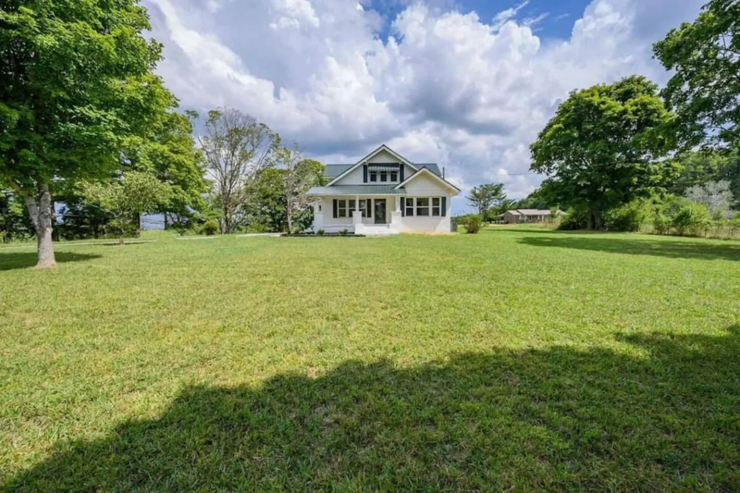 Spacious 4br3ba Home Near Tims Ford Lake