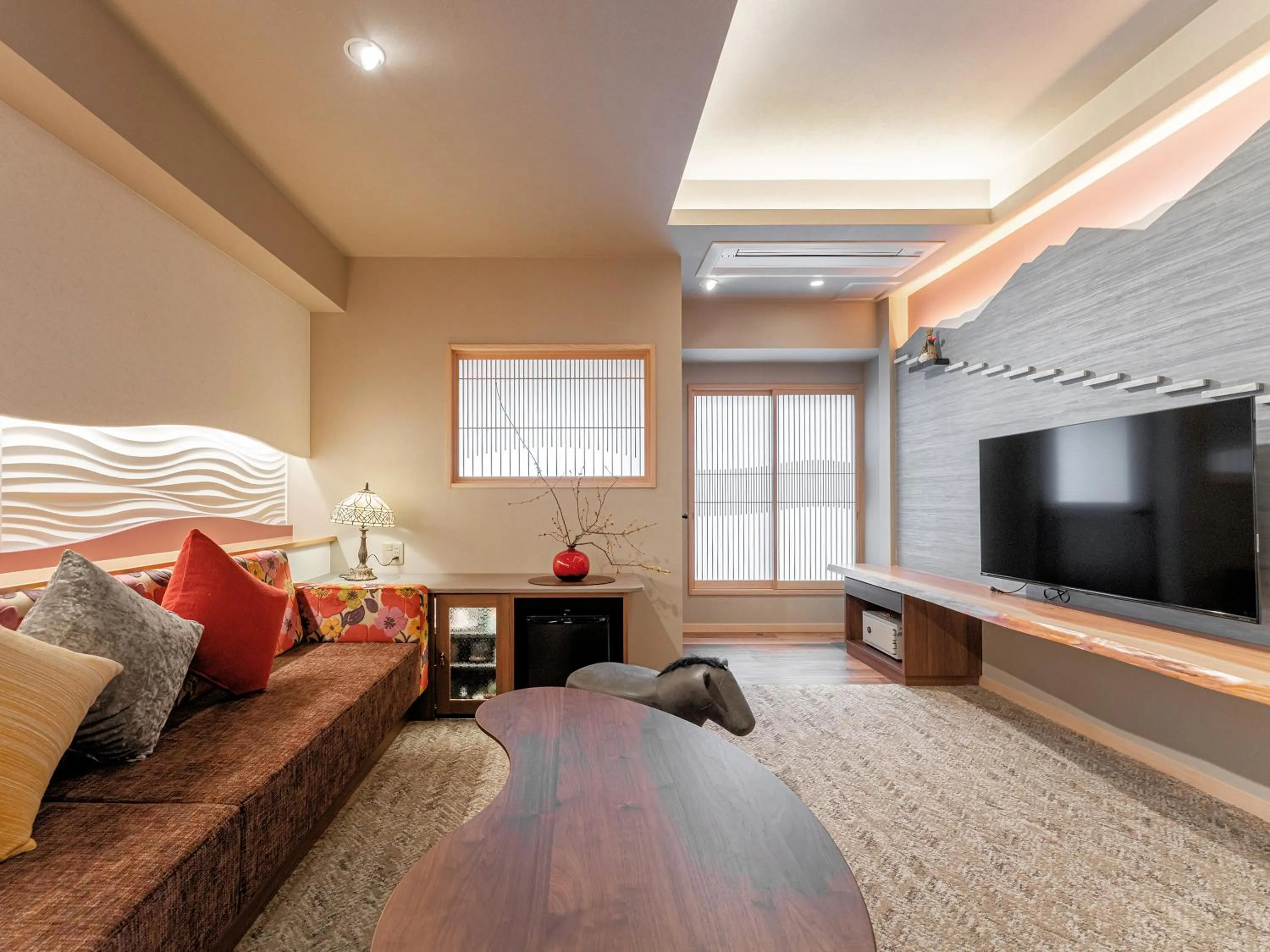 TV and multimedia in Omori