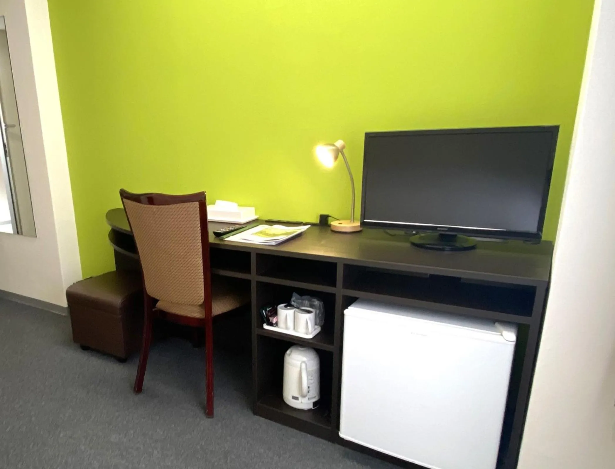 hair dresser in Hotel Continental Fuchu