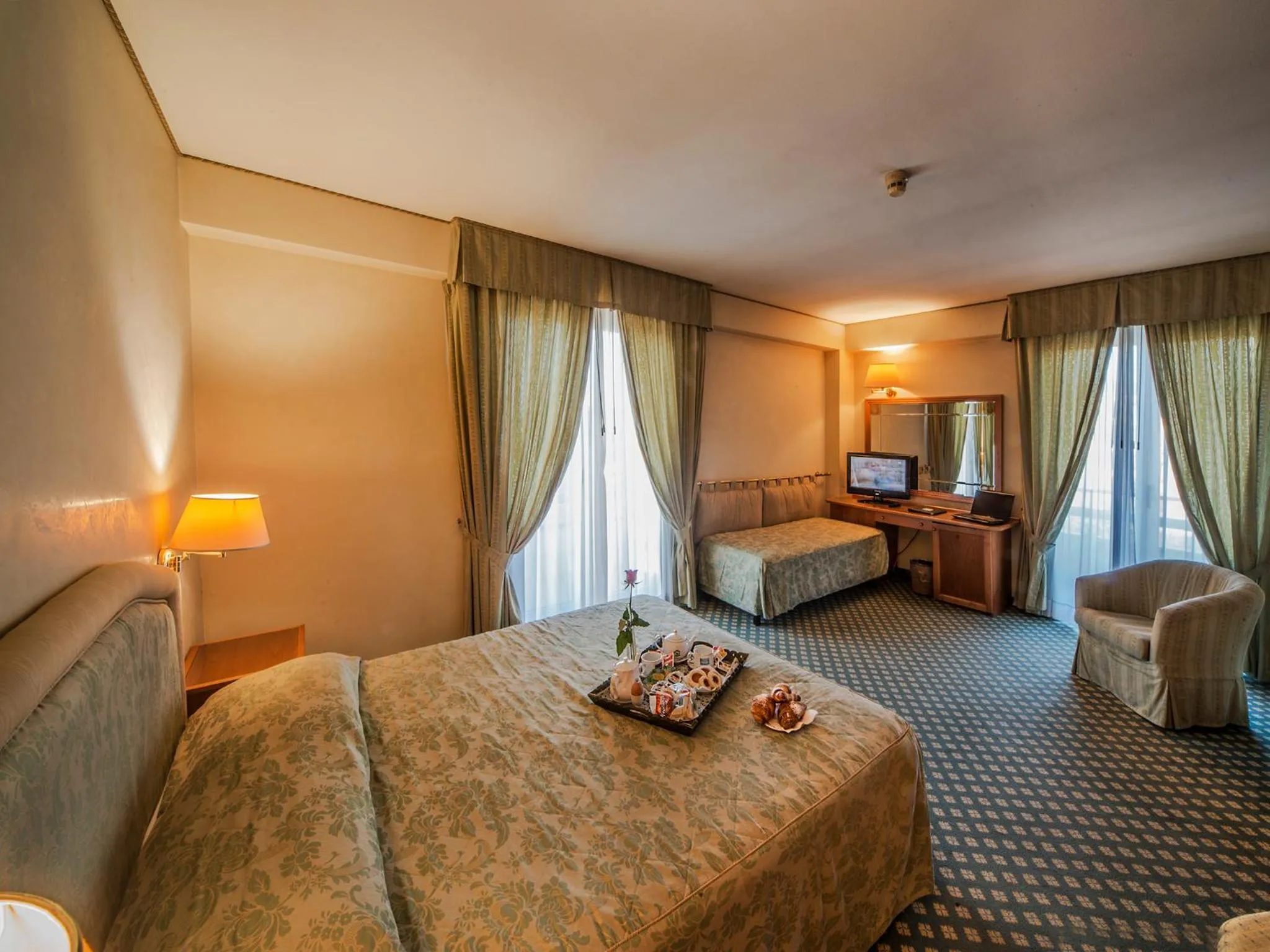 Bed in Hotel Valdarno