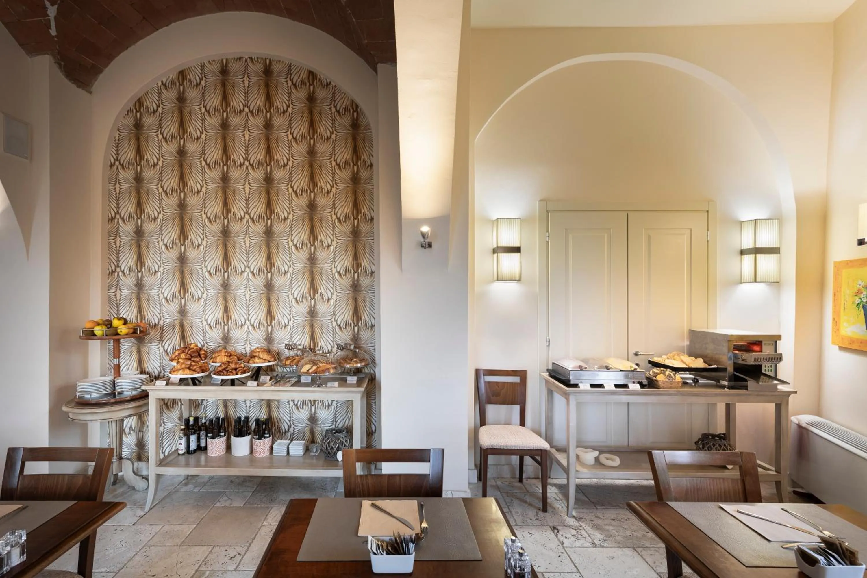 Breakfast in LHP Certaldo Resort