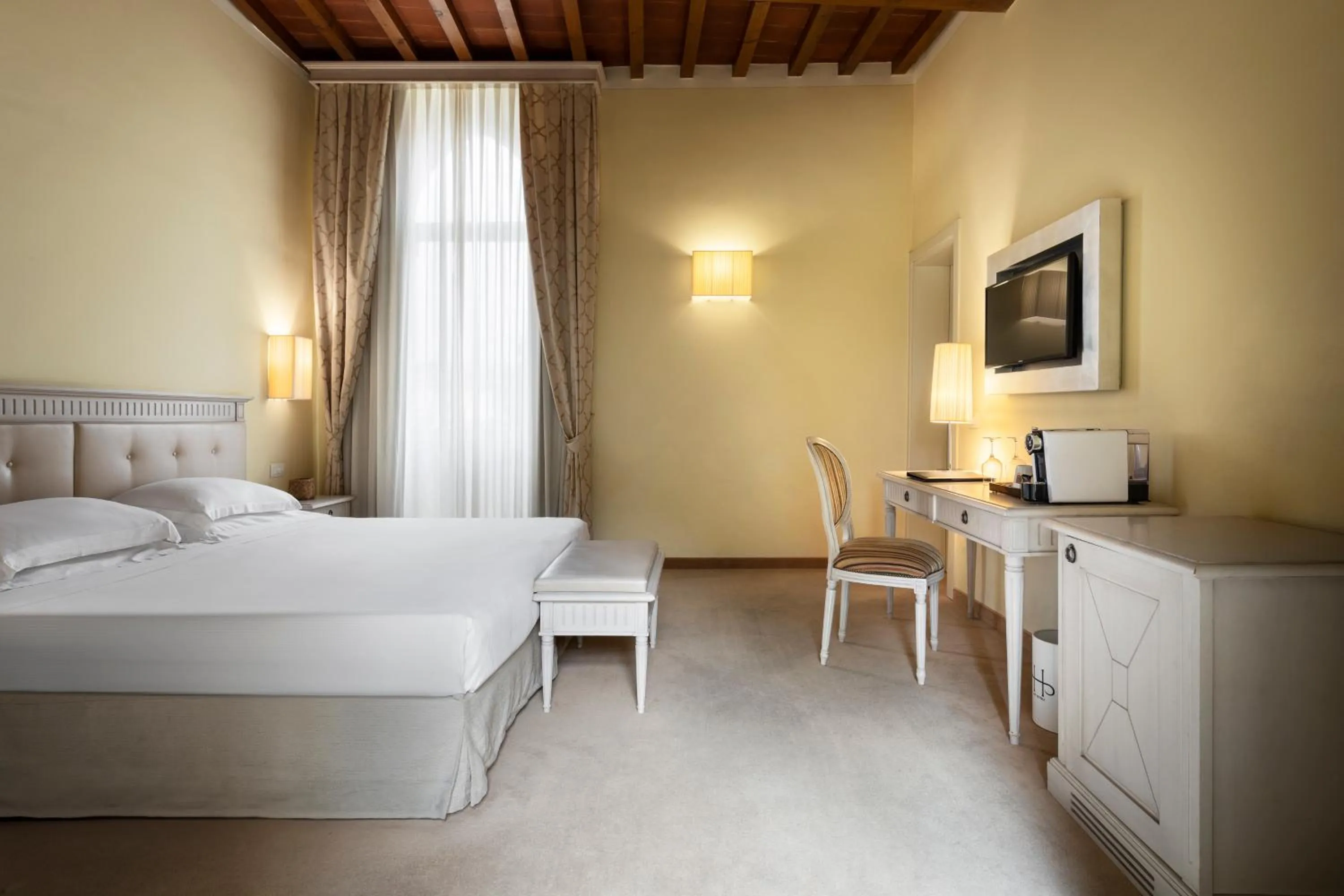 Superior Double Room in LHP Hotel Certaldo