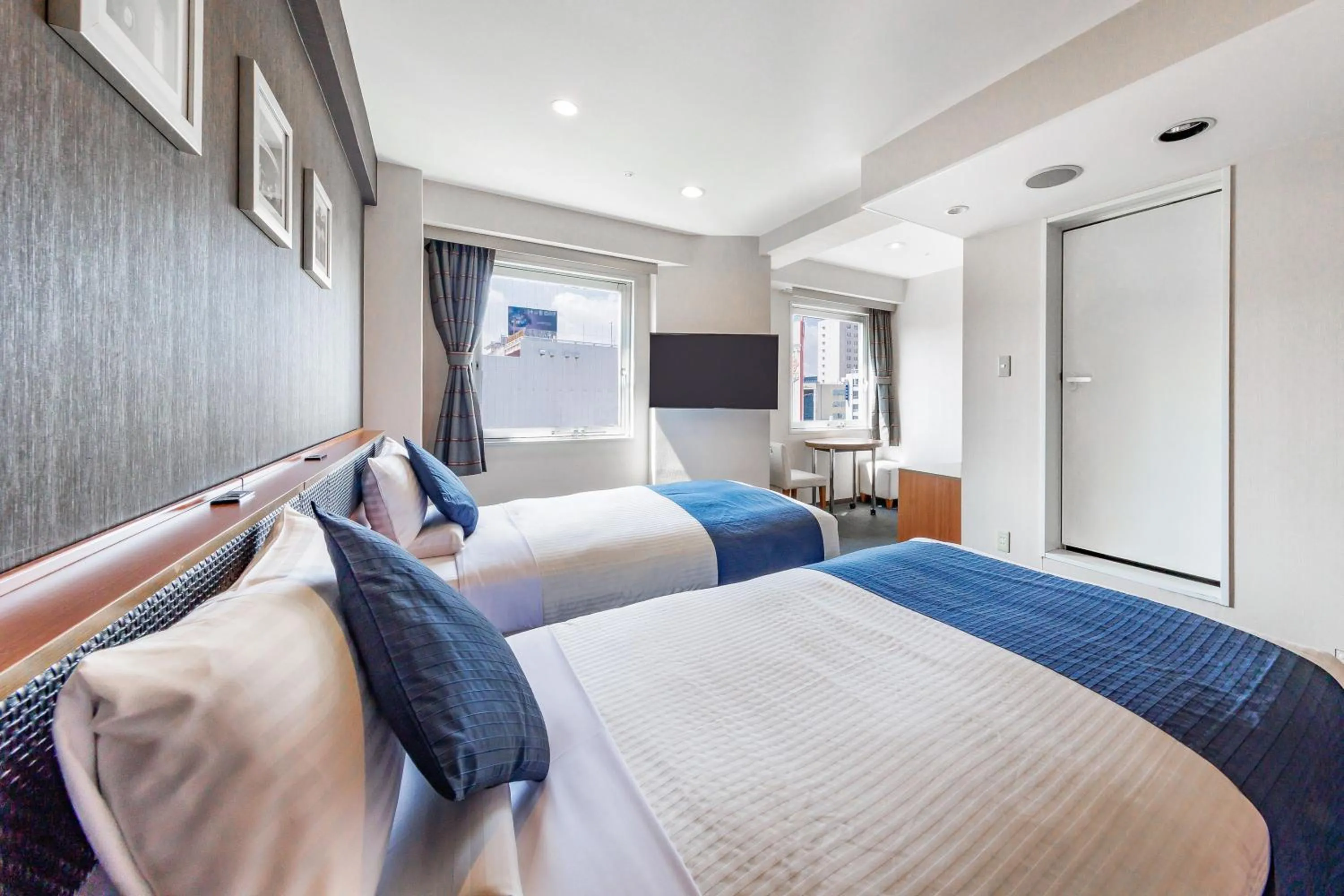 Photo of the whole room, Bed in HOTEL MYSTAYS Nagoya Sakae