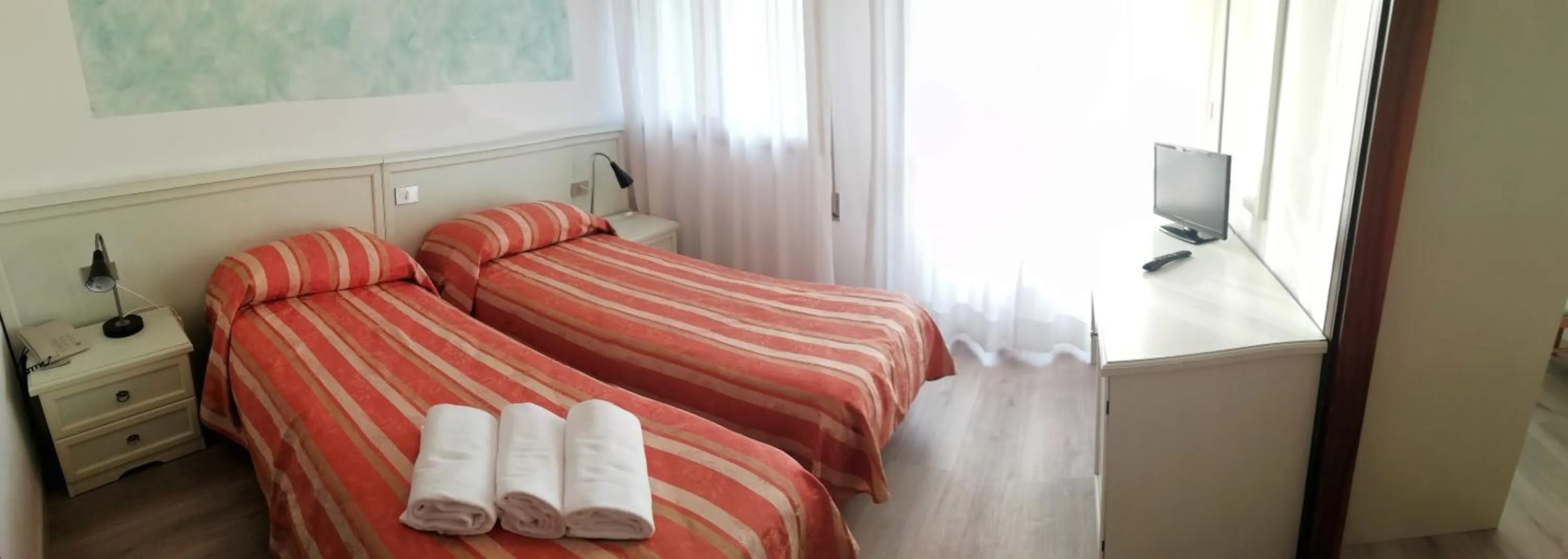 Bedroom, Bed in Hotel Kristall