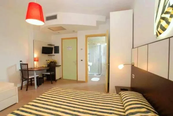 Bedroom, Bed in Hotel Vienna