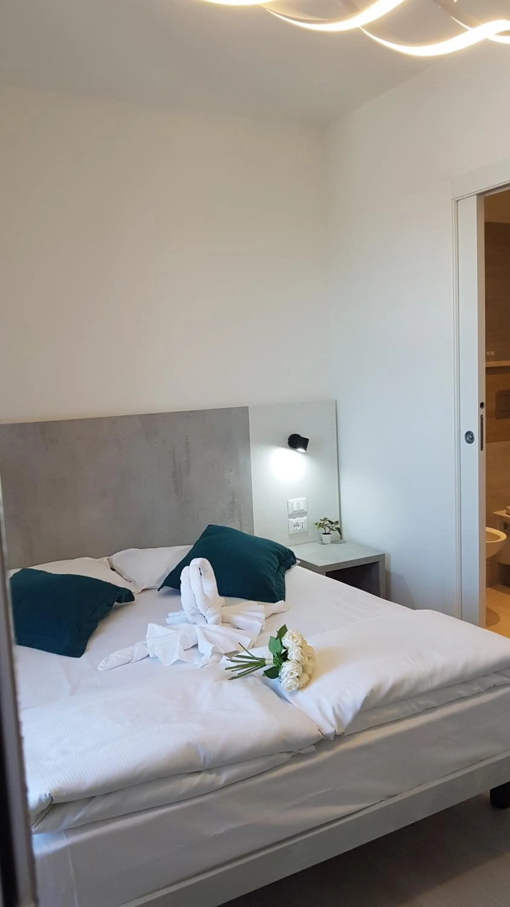 Bedroom, Bed in Hotel Vienna