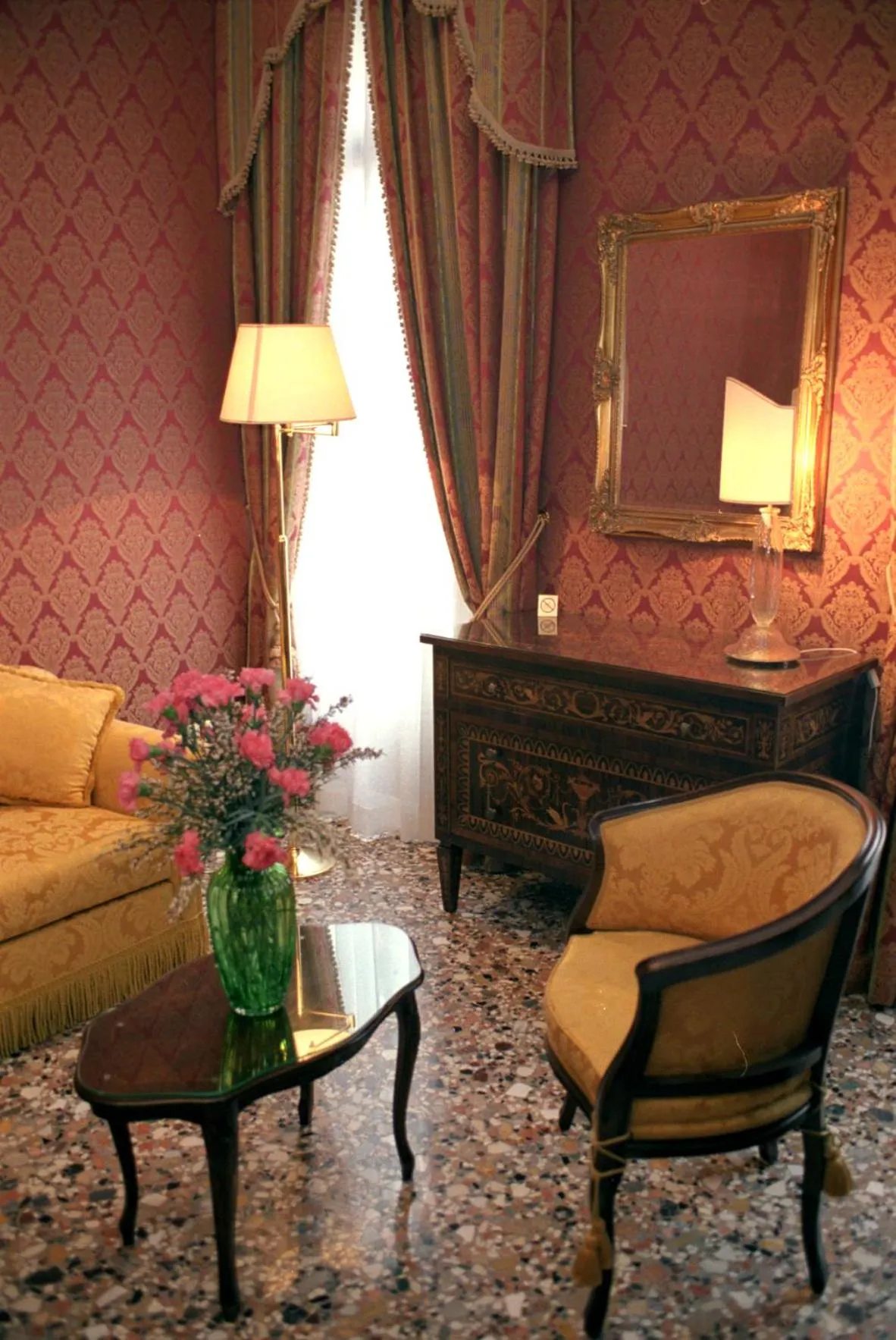 Decorative detail in Casa Pisani Canal