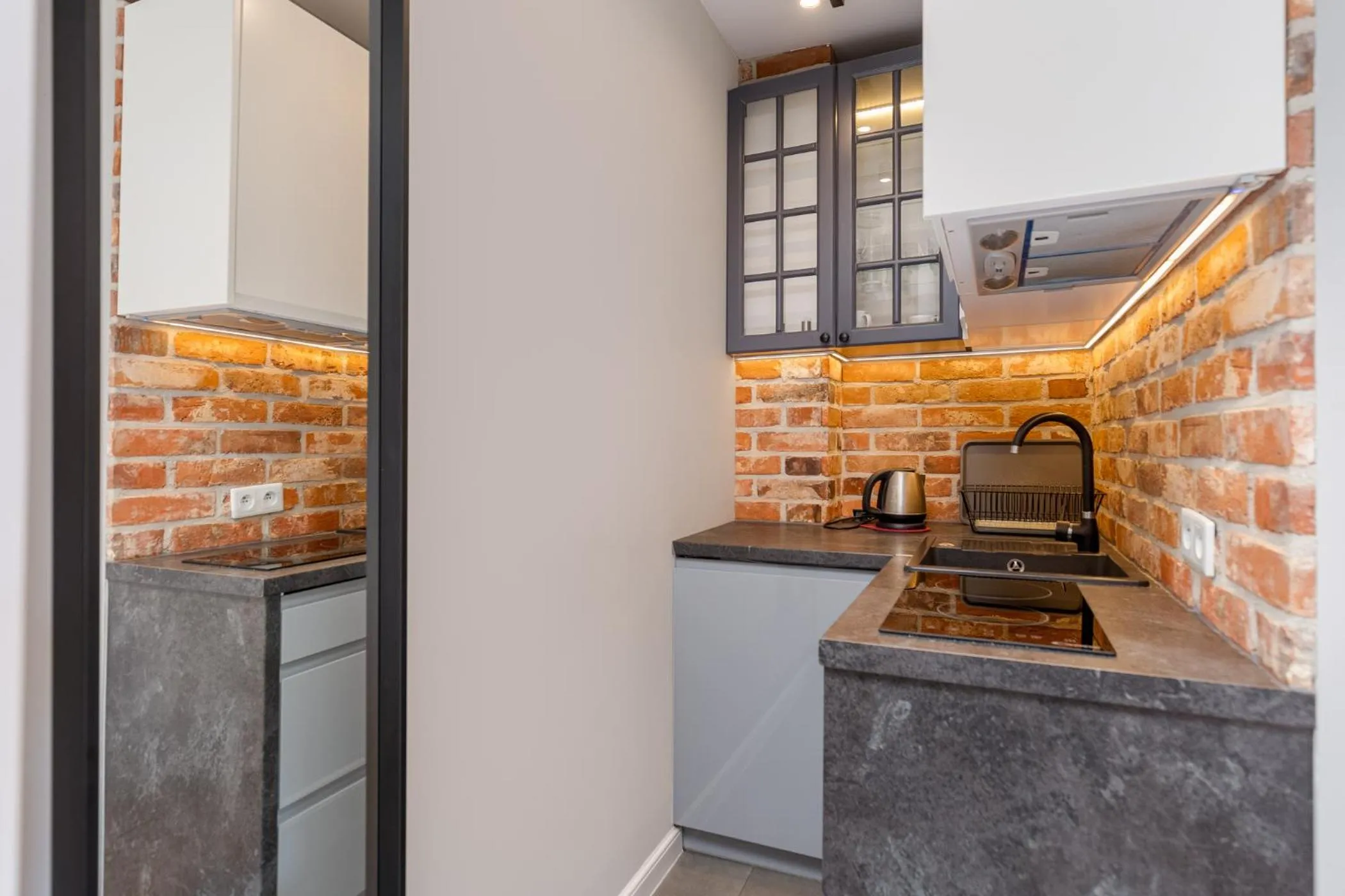 Coffee/tea facilities in Saint Florian's Suites - Old Town Luxury Apartments - by Upstairs