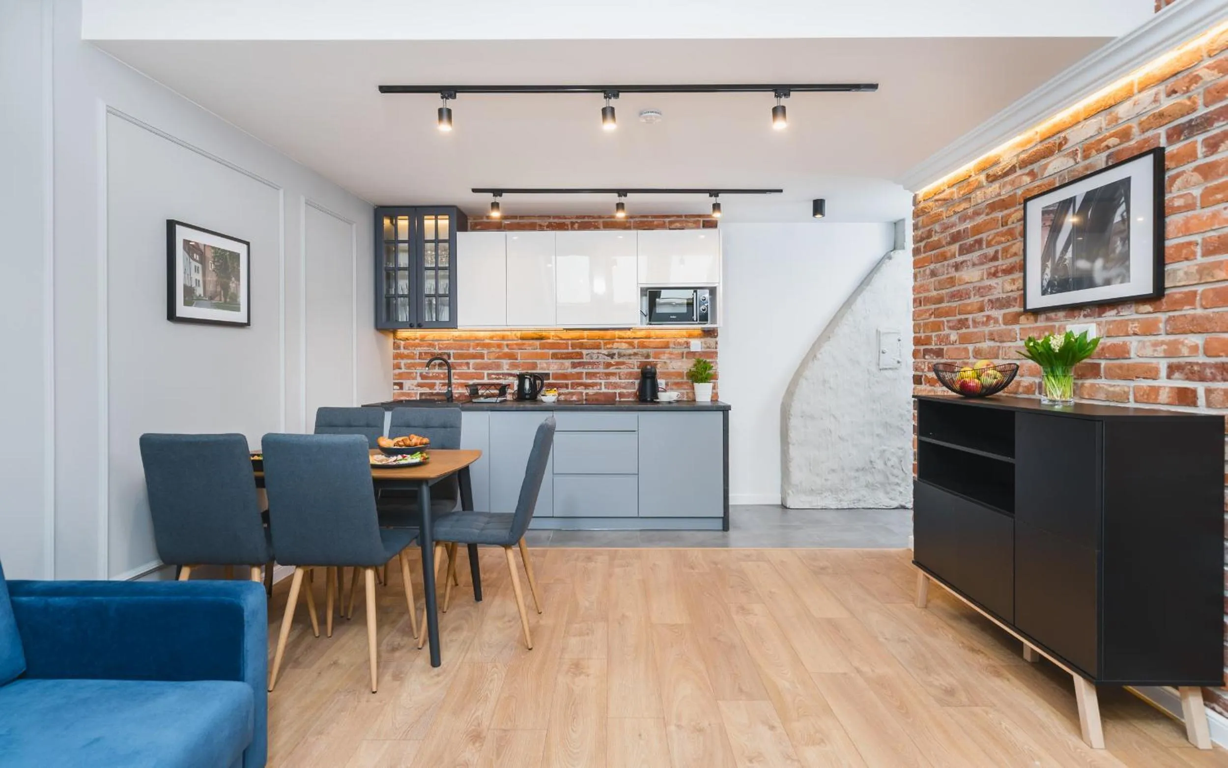 TV and multimedia in Saint Florian's Suites - Old Town Luxury Apartments - by Upstairs