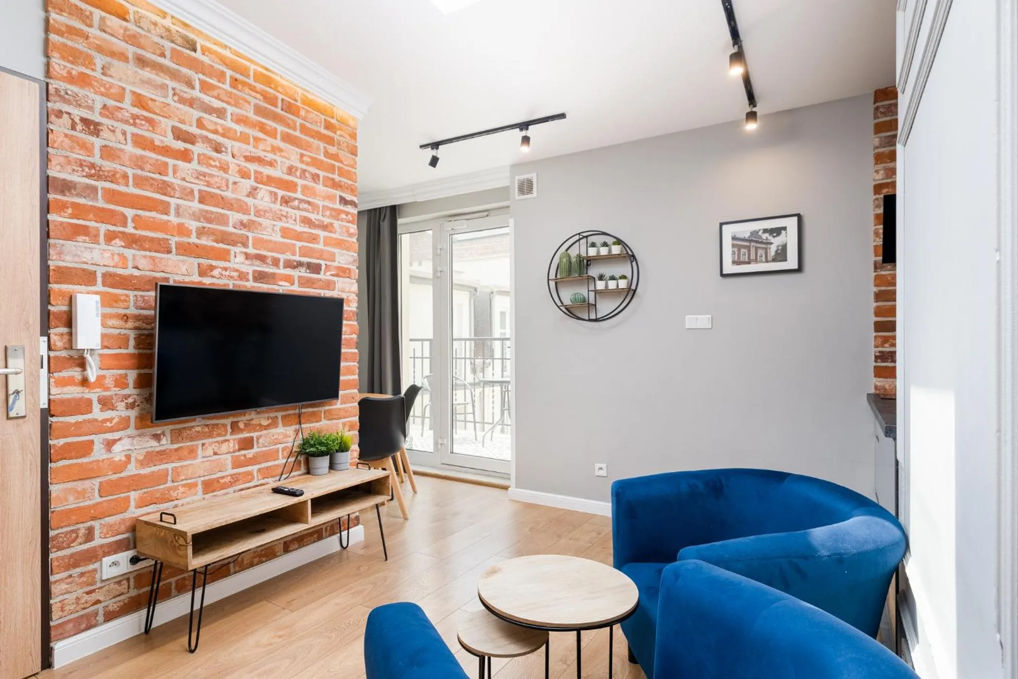 TV and multimedia in Saint Florian's Suites - Old Town Luxury Apartments - by Upstairs