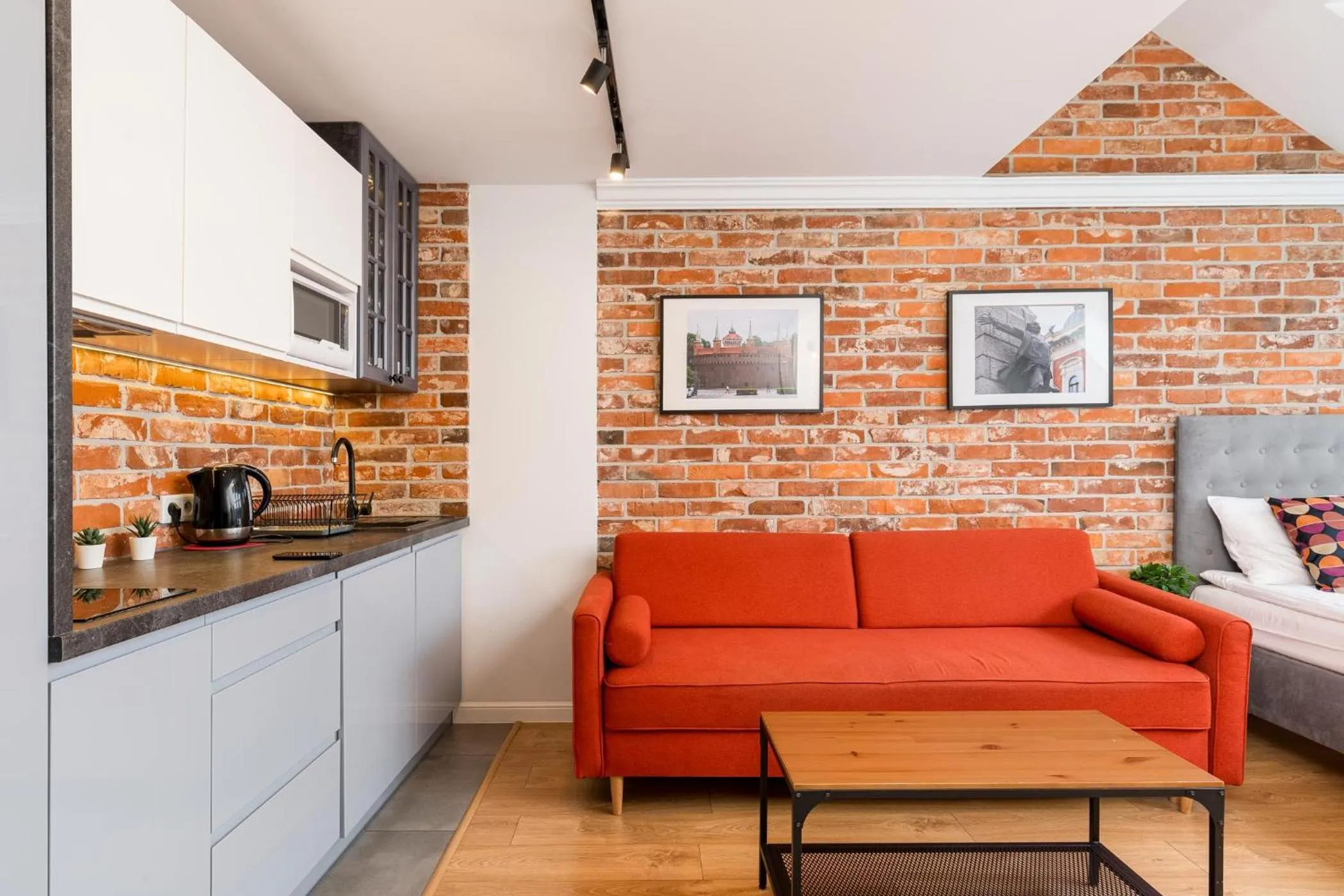 TV and multimedia in Saint Florian's Suites - Old Town Luxury Apartments - by Upstairs
