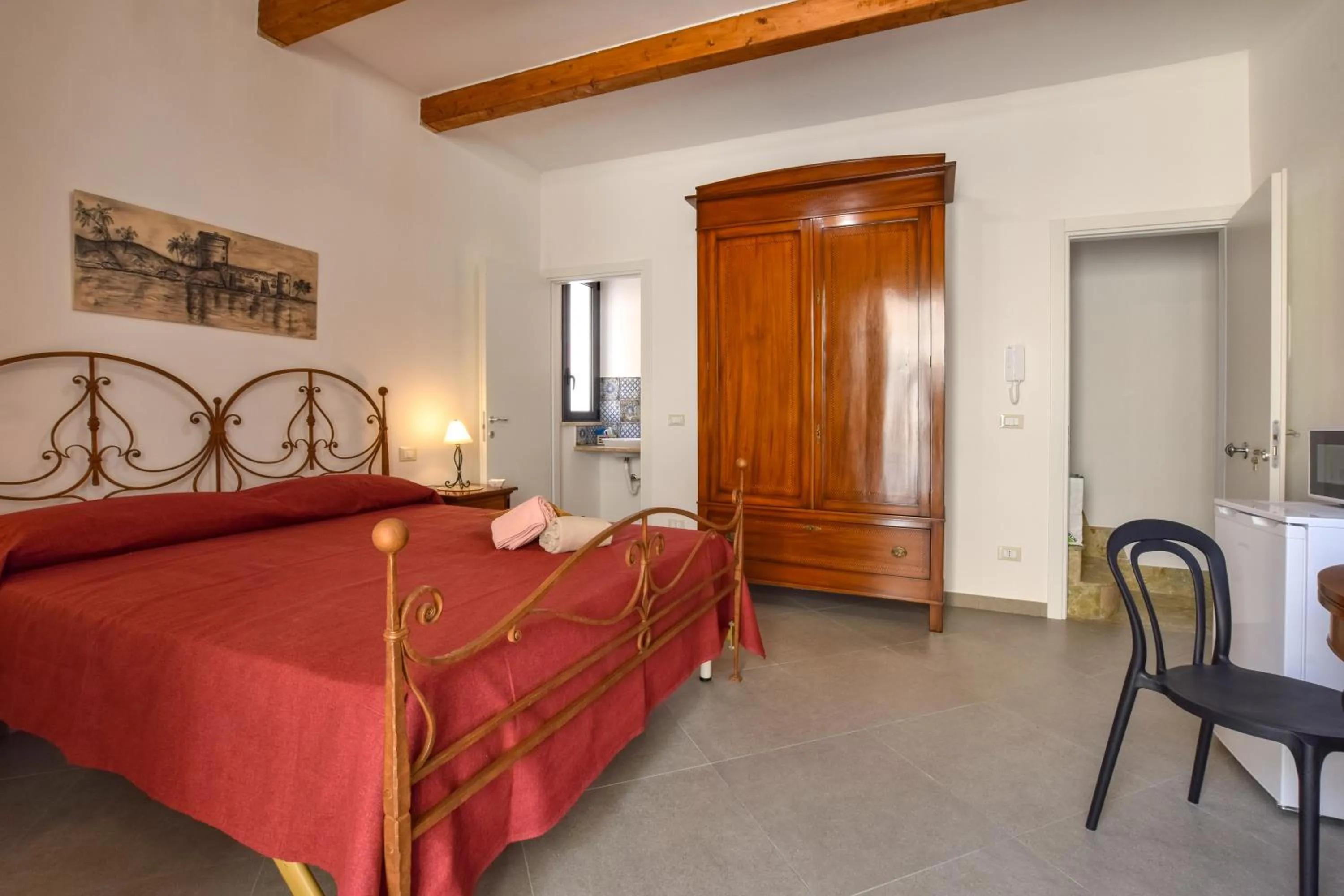 Photo of the whole room, Bed in AMUNI' Apartments