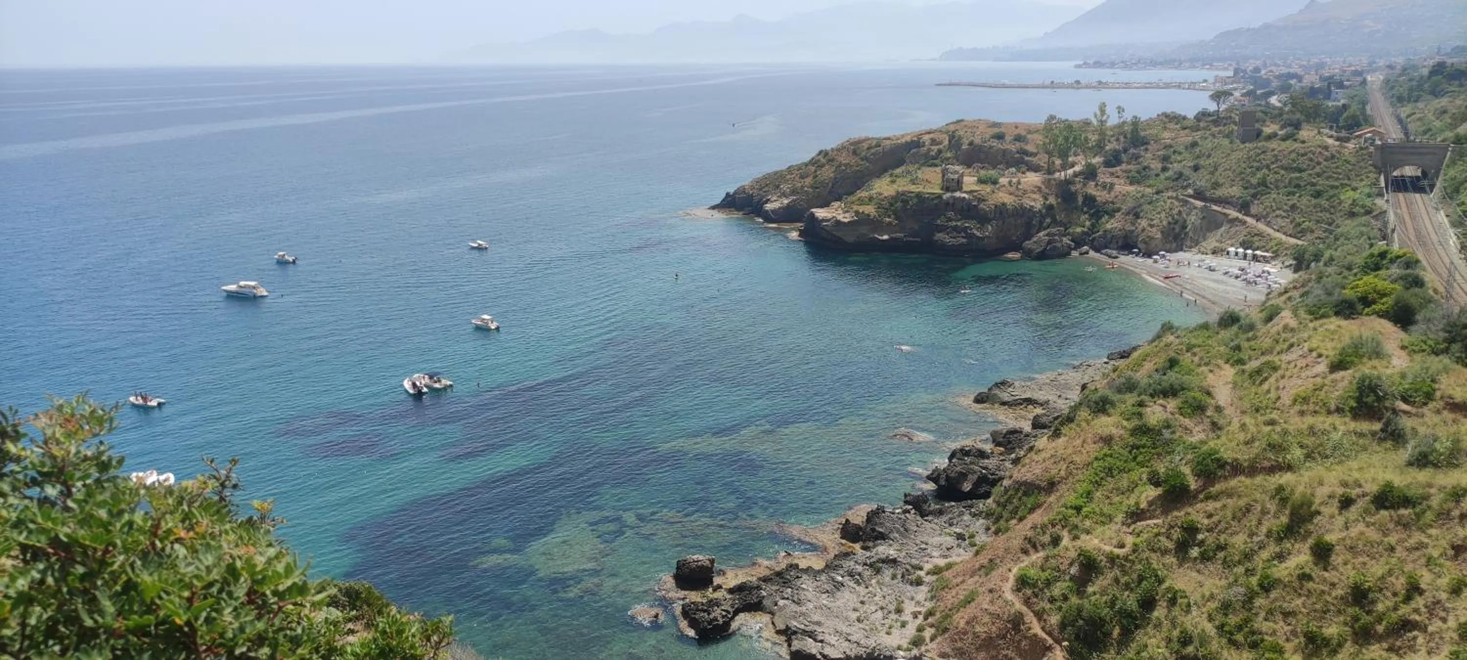 Sea view in AMUNI' Apartments