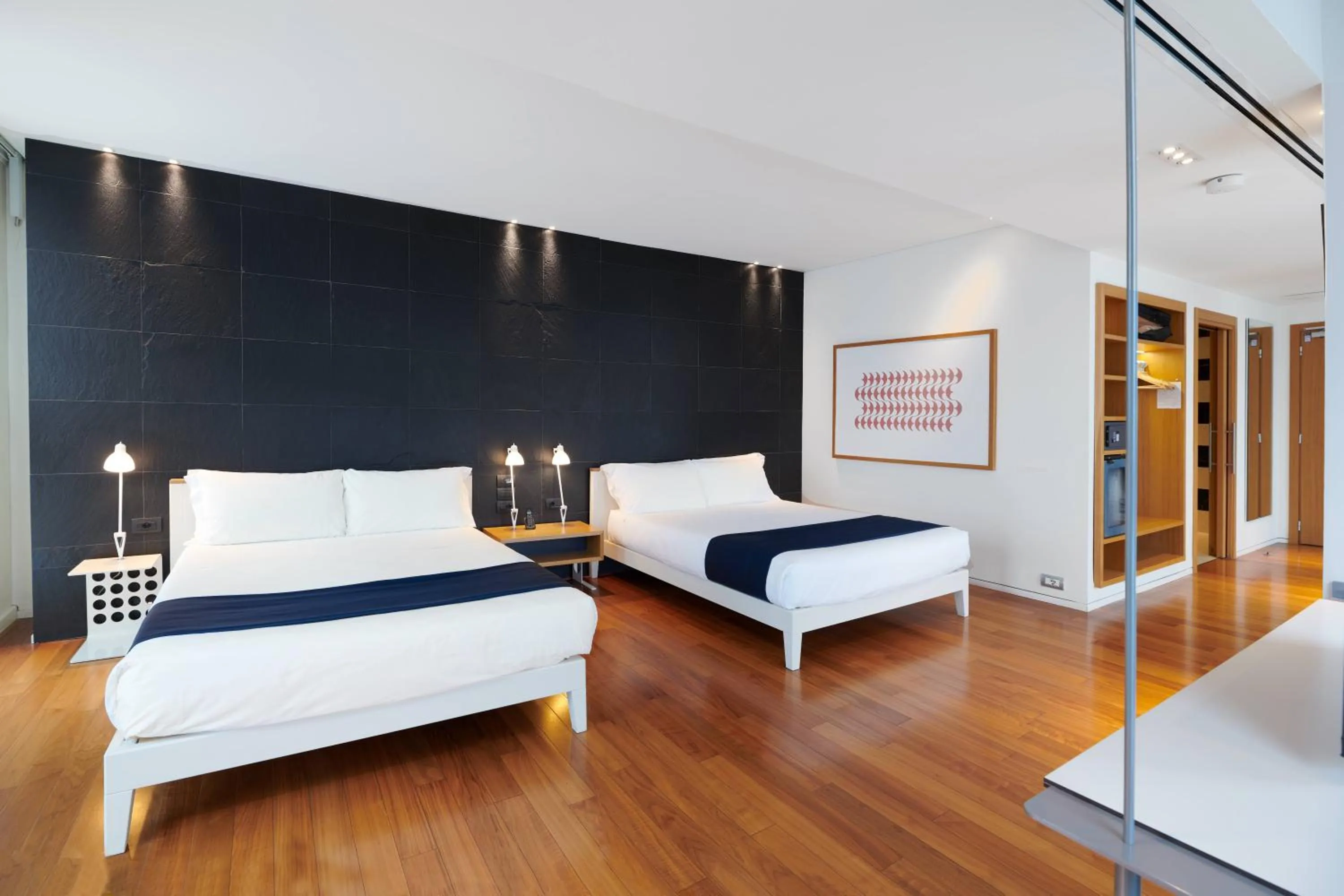 Bedroom, Bed in Hotel Plaza