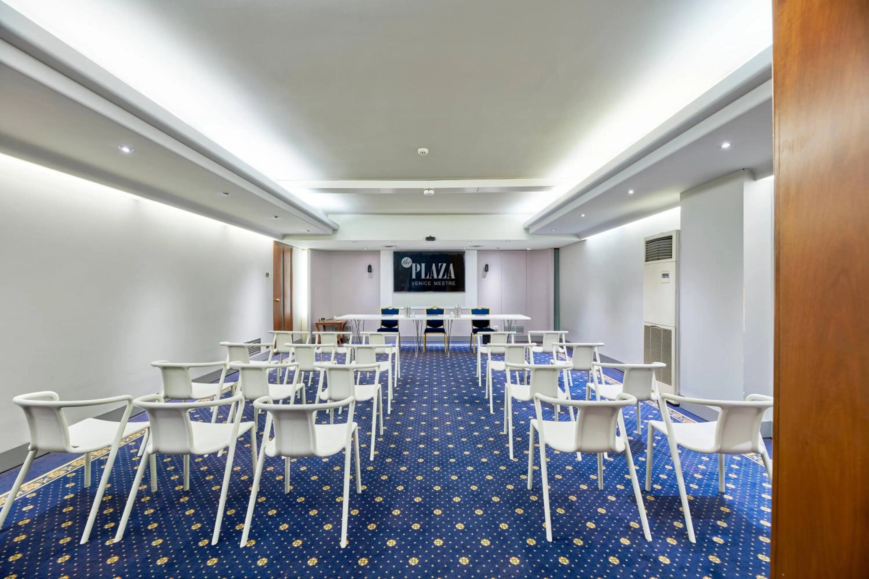 Meeting/conference room in Hotel Plaza