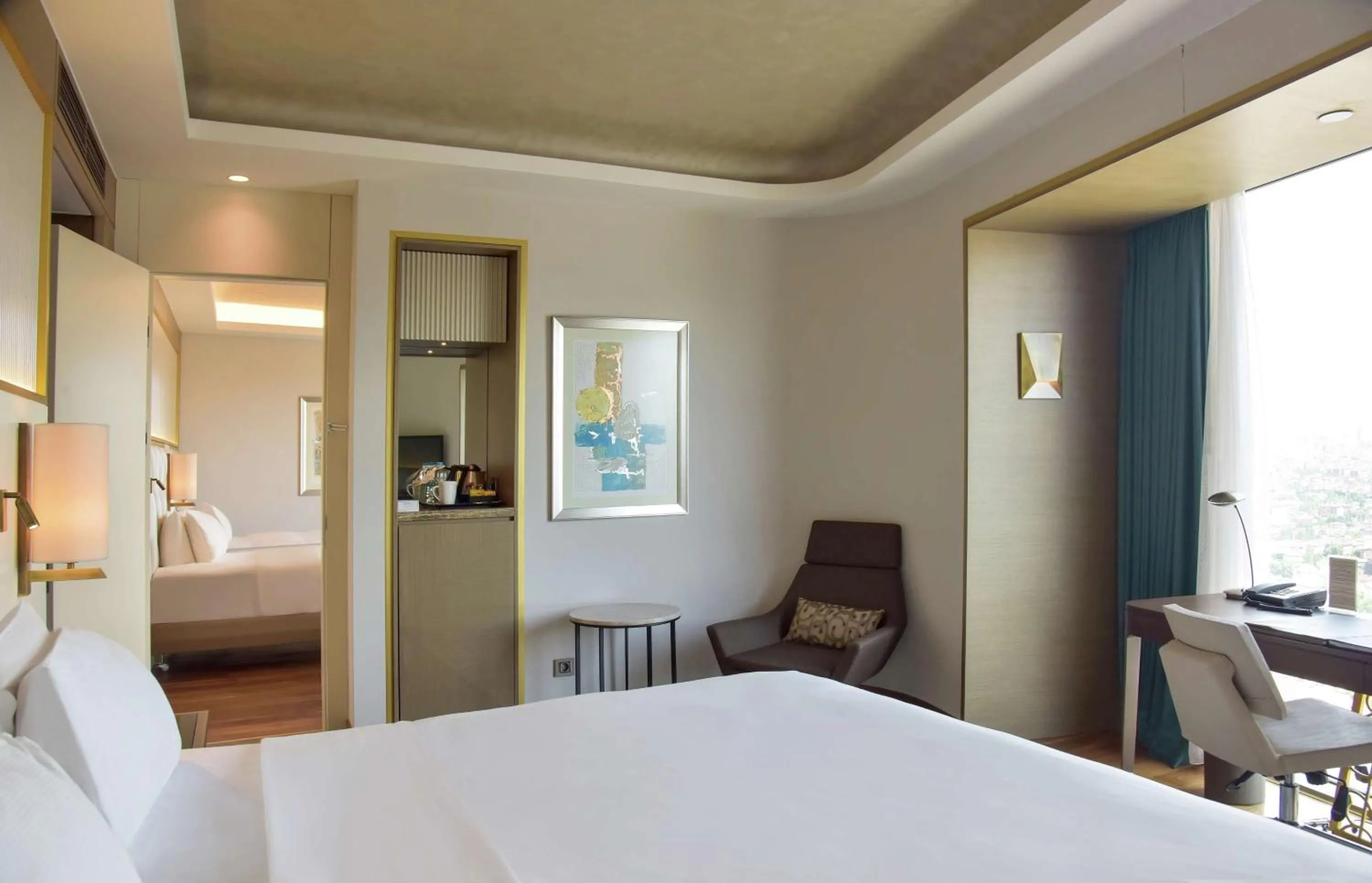 Bedroom, Bed in Hilton Istanbul Kozyatagi