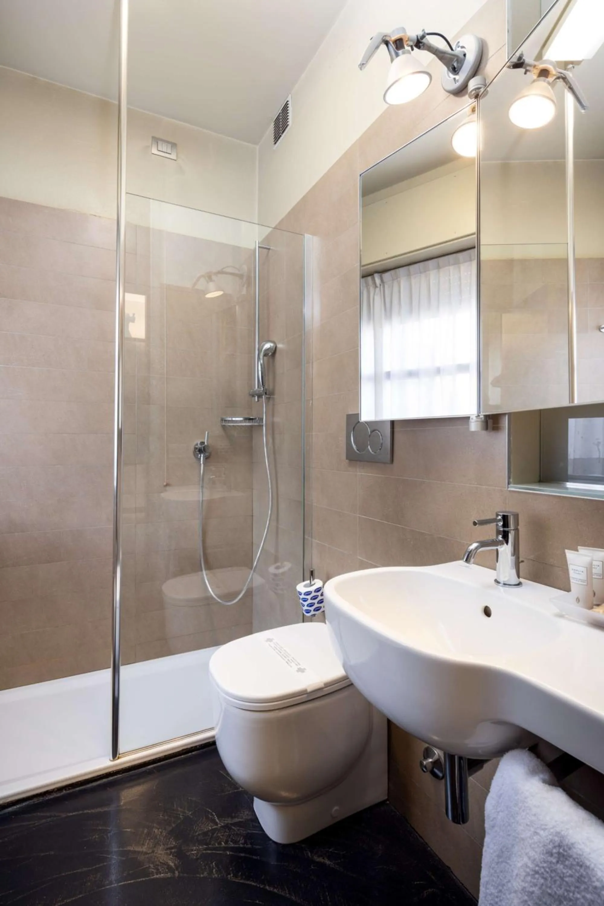 Bathroom in Best Western Hotel Major