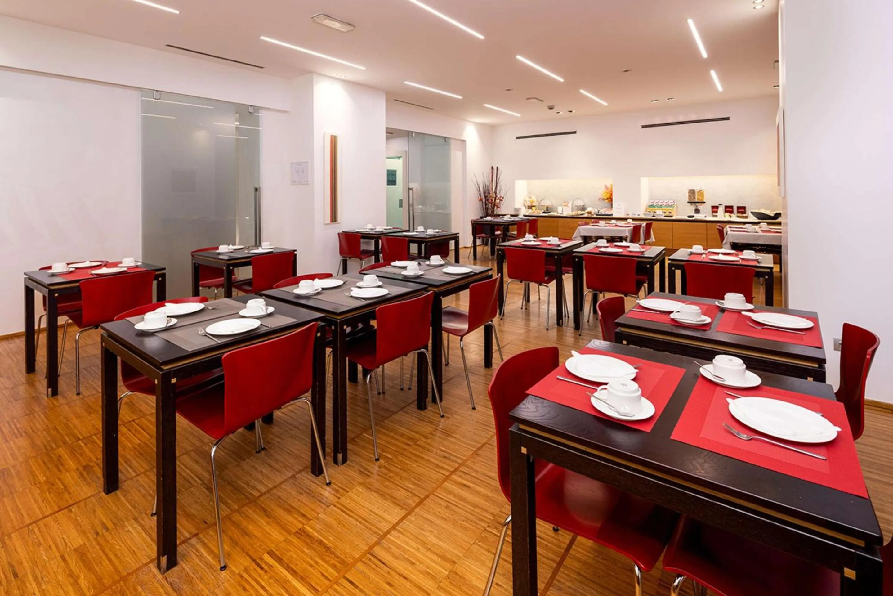 Breakfast in Best Western Hotel Major