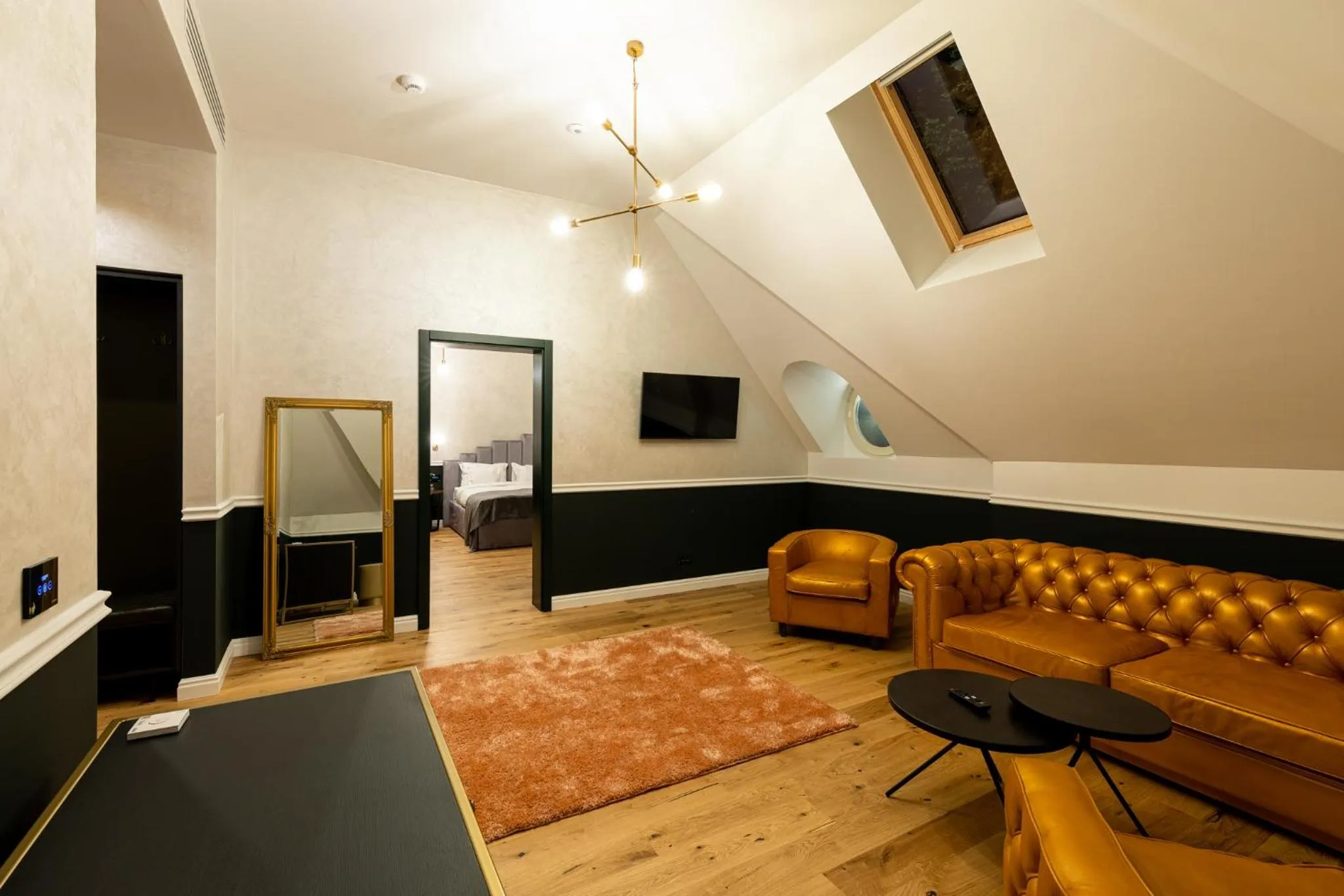 TV and multimedia in Boutique Hotel Cocosul de Aur