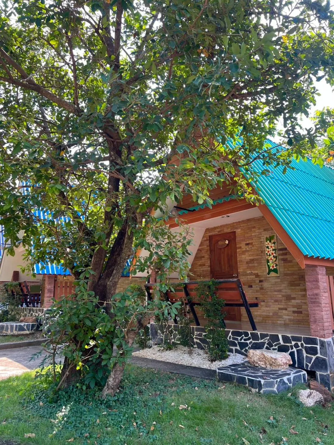 Property building in Pijittra Resort