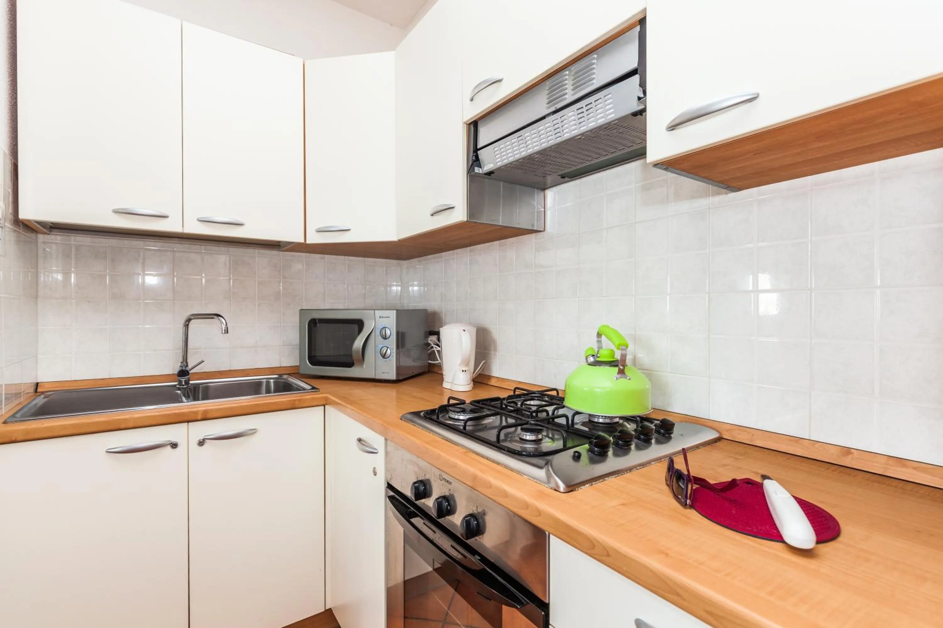 Kitchen or kitchenette in Hotel Residence Hibiscus