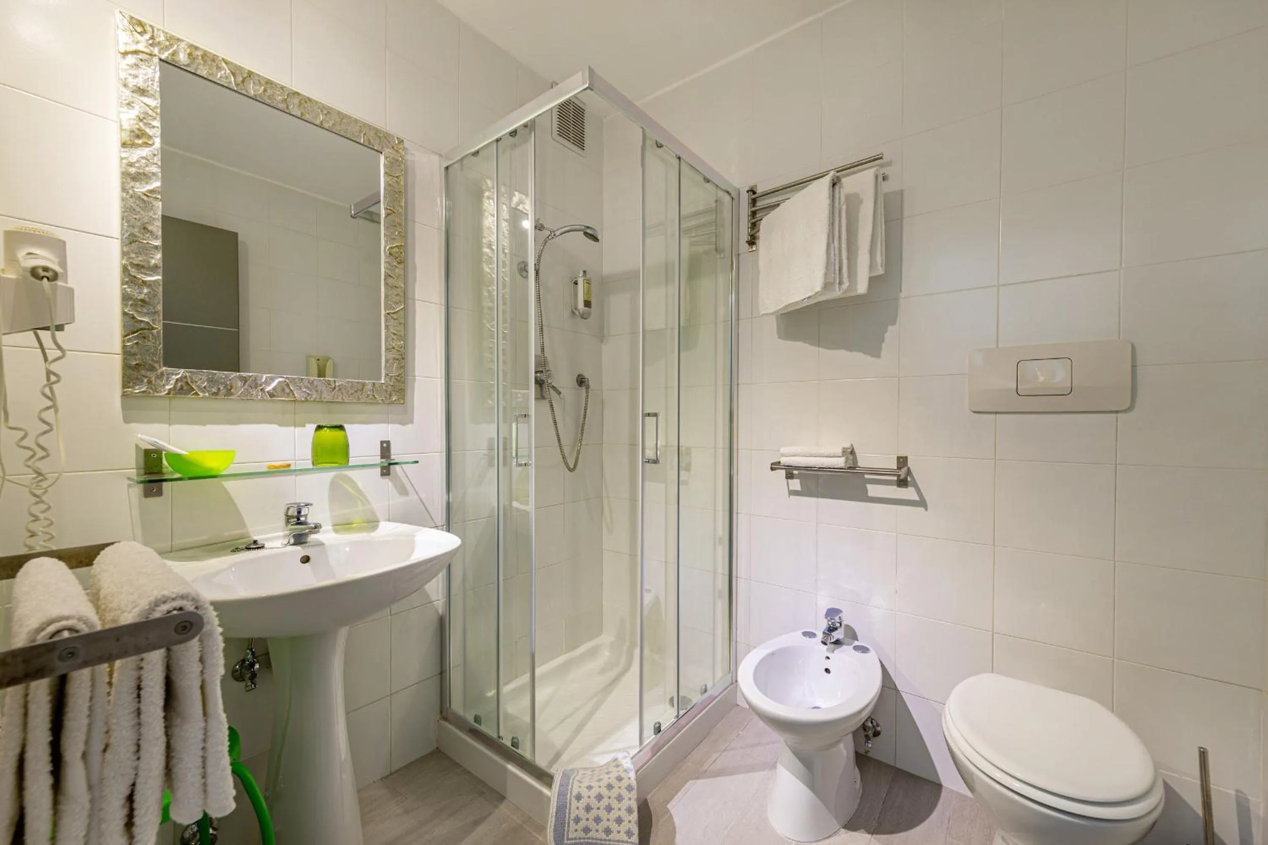 Shower in Hotel Residence Hibiscus