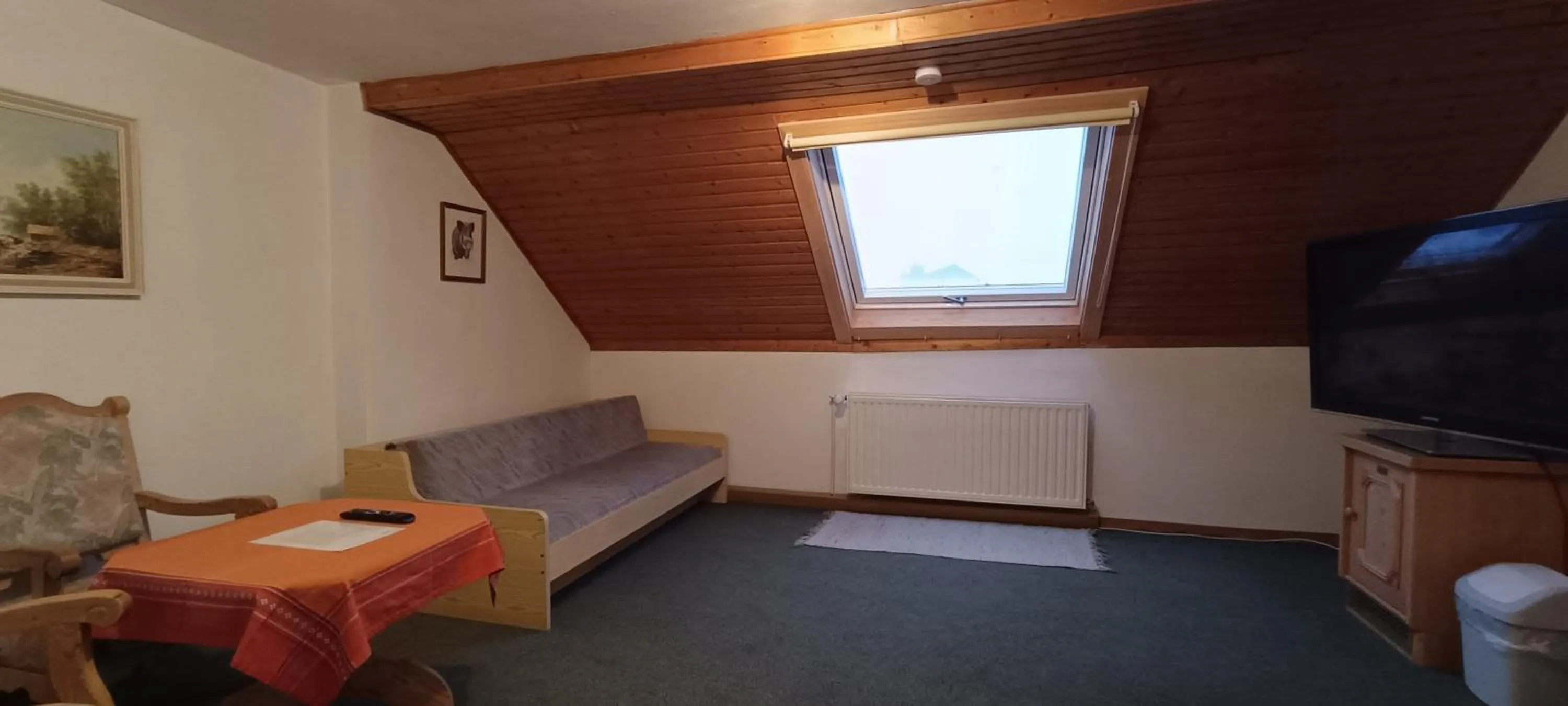 Communal lounge/ TV room in Landhotel Jägerhof Bischofsgrün