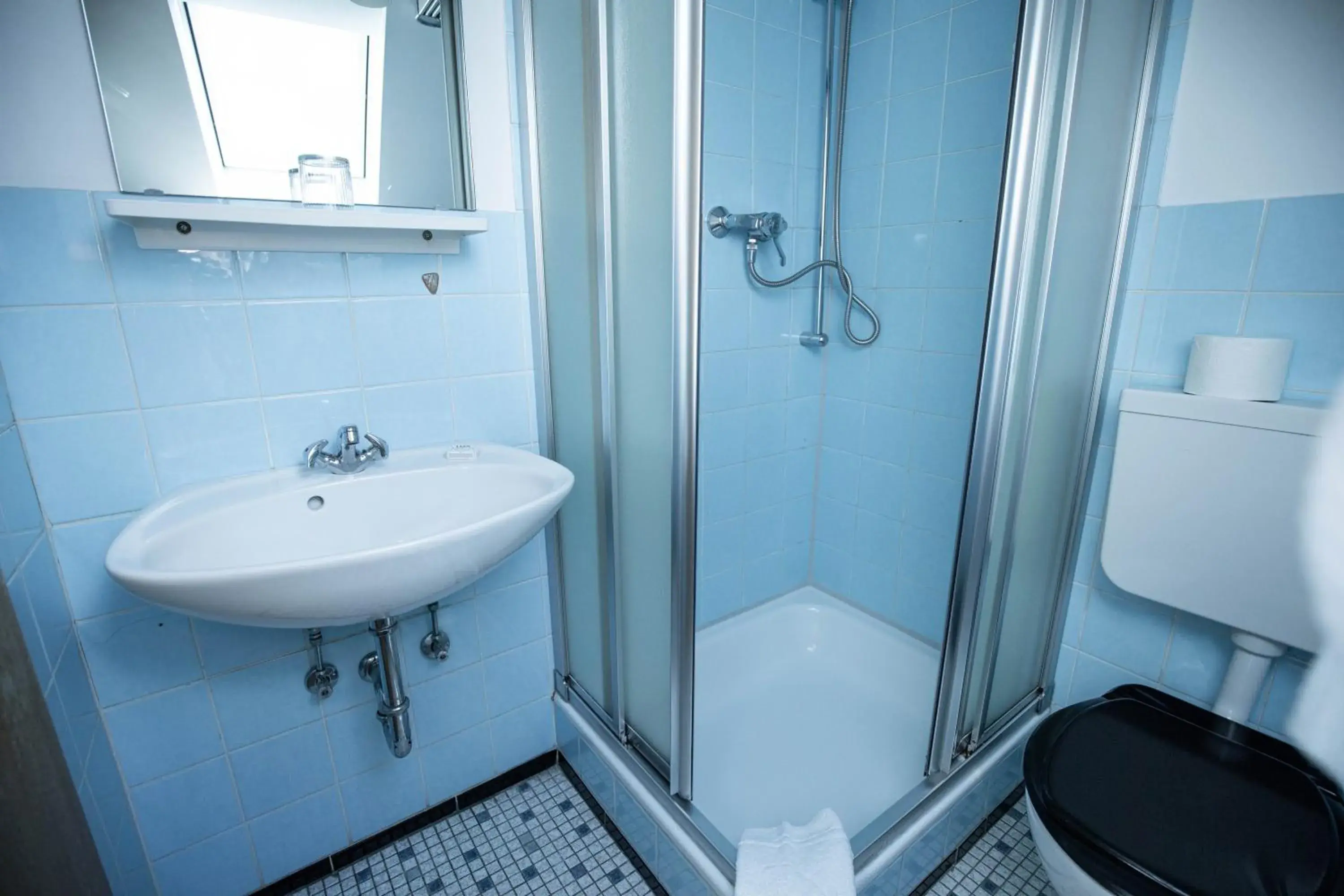 Single Room with Balcony - single occupancy in Landhotel Jägerhof Single Room with Balcony - single occupancy in Landhotel Jägerhof