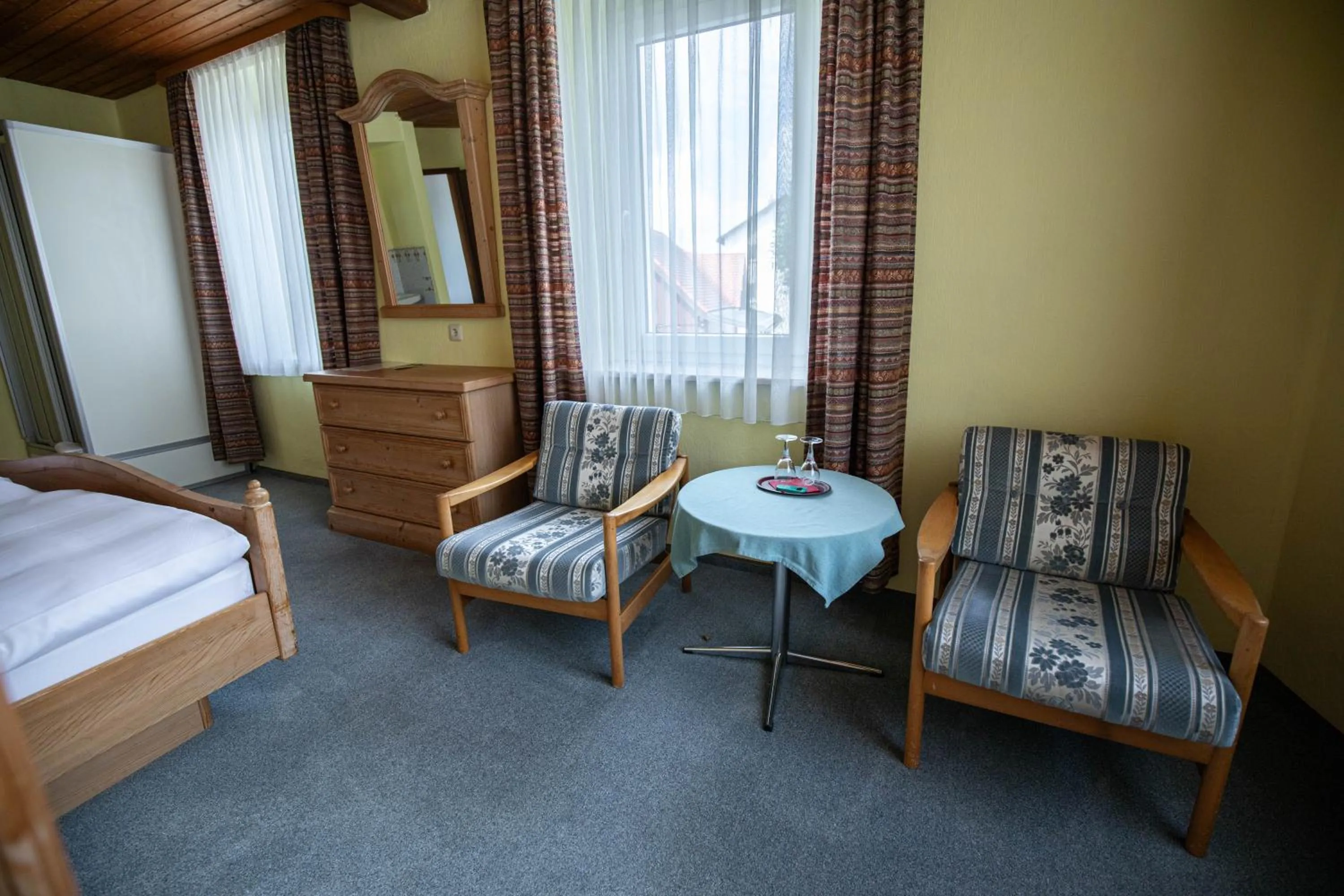 Photo of the whole room, Bed in Landhotel Jägerhof
