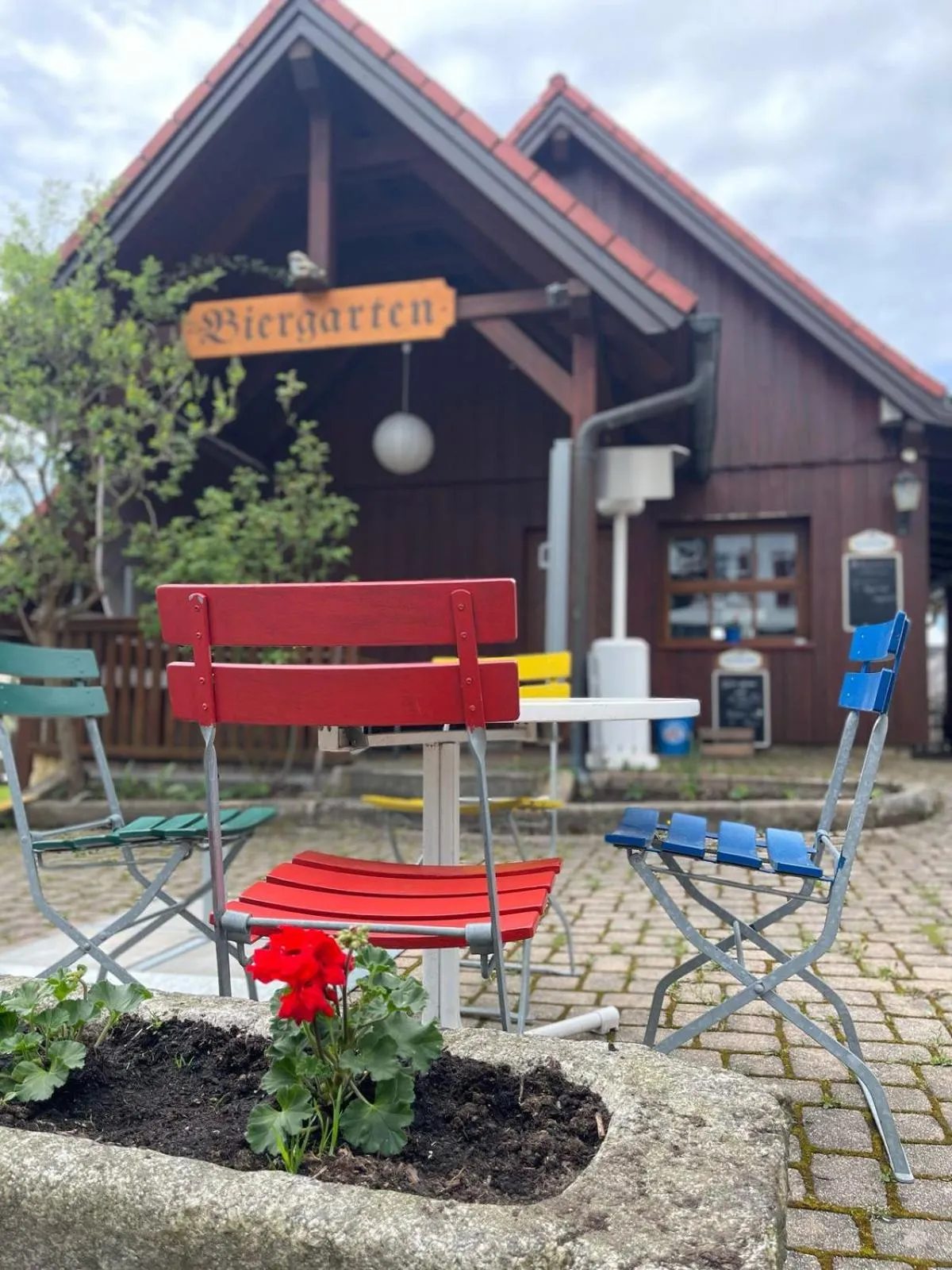 Restaurant/places to eat in Landhotel Jägerhof