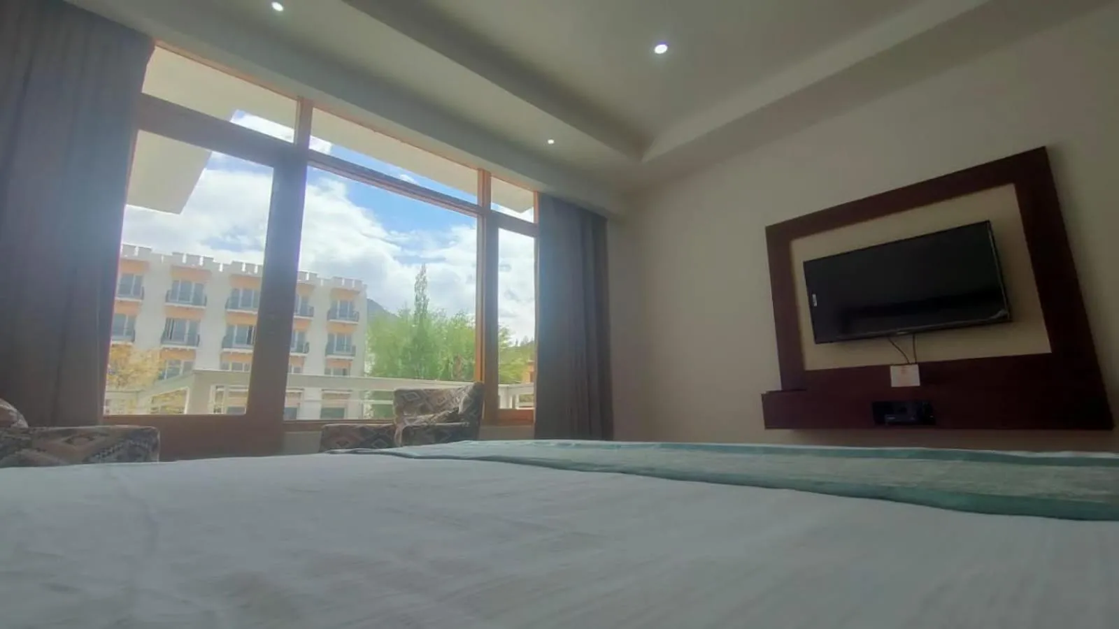 Bed in Lha-Zes