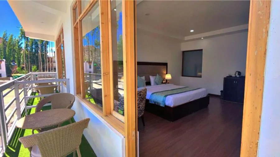Bed in Lha-Zes
