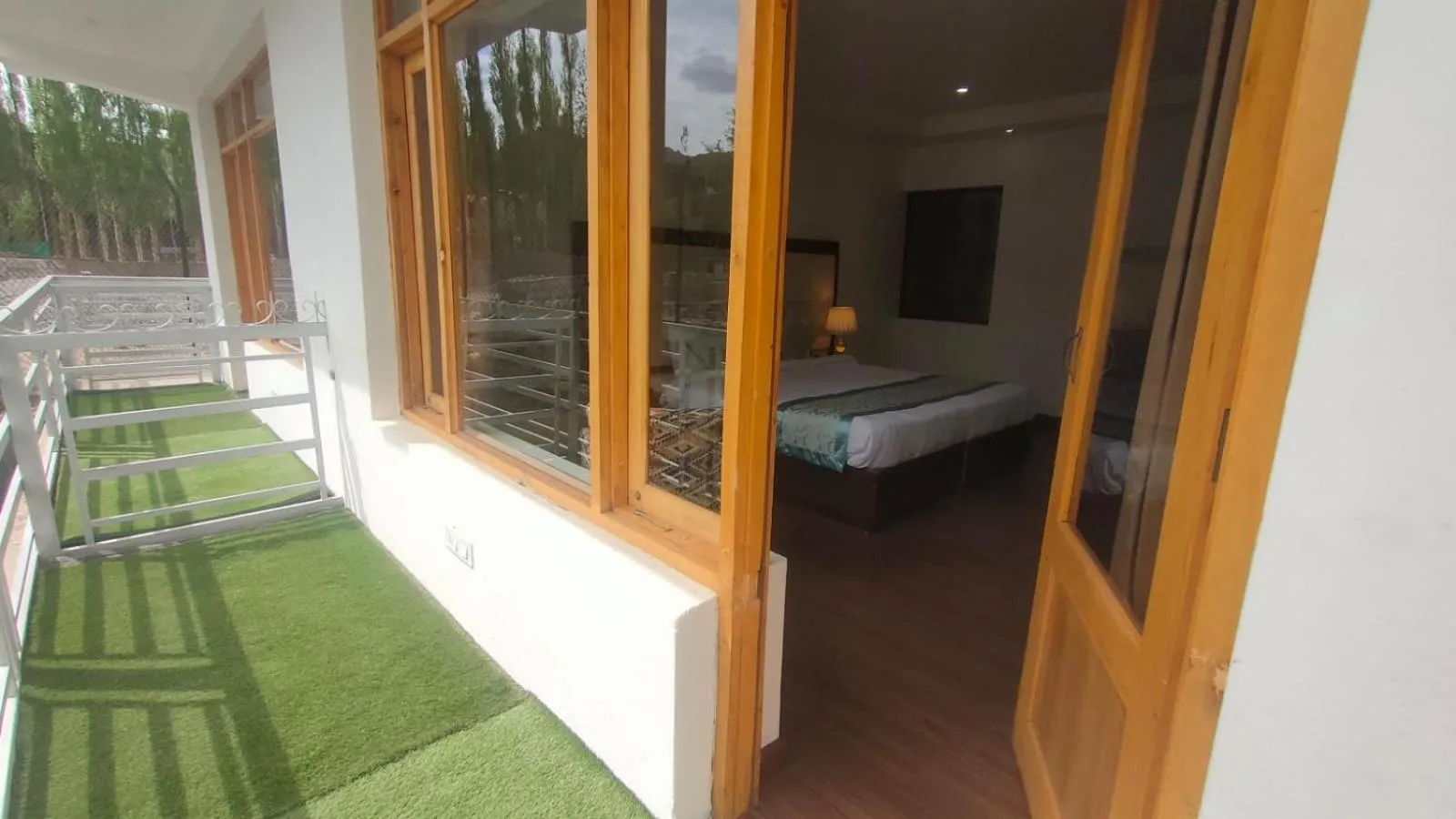 Bed in Lha-Zes
