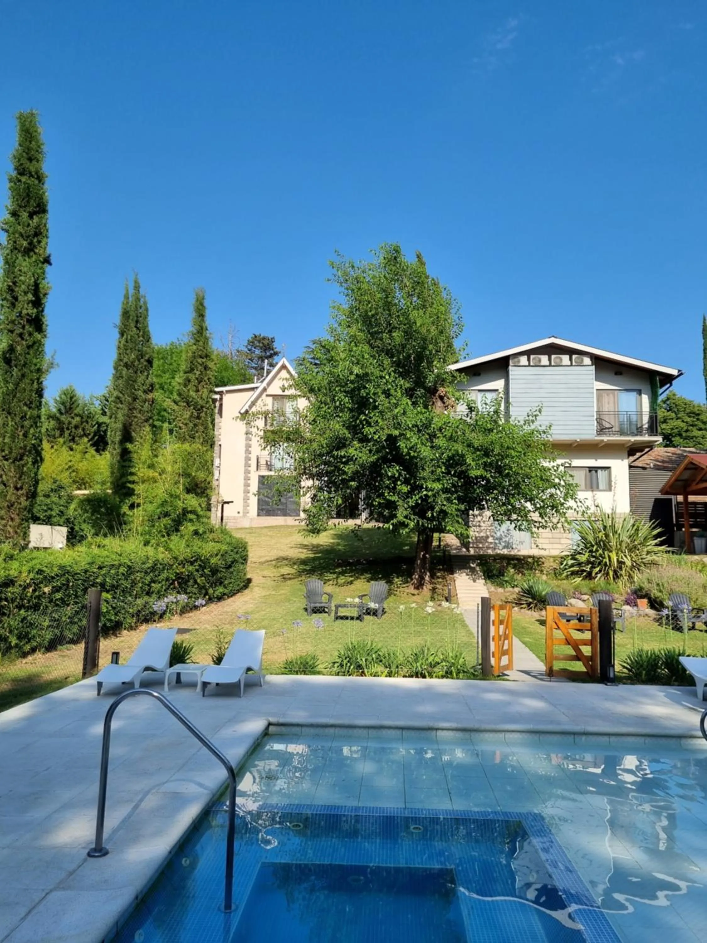 Swimming pool in Atelier Hotel de Charme