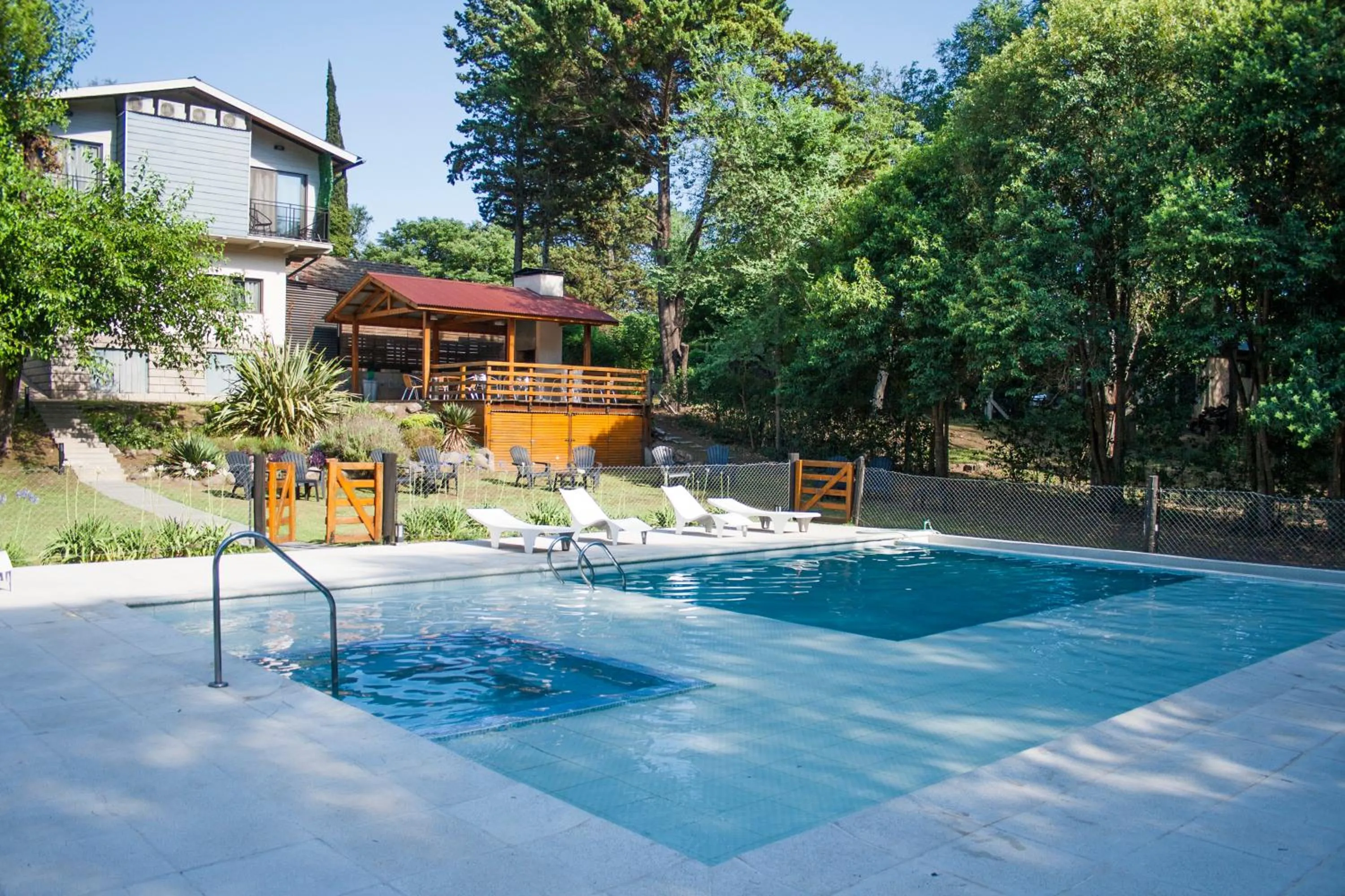 Swimming pool in Atelier Hotel de Charme