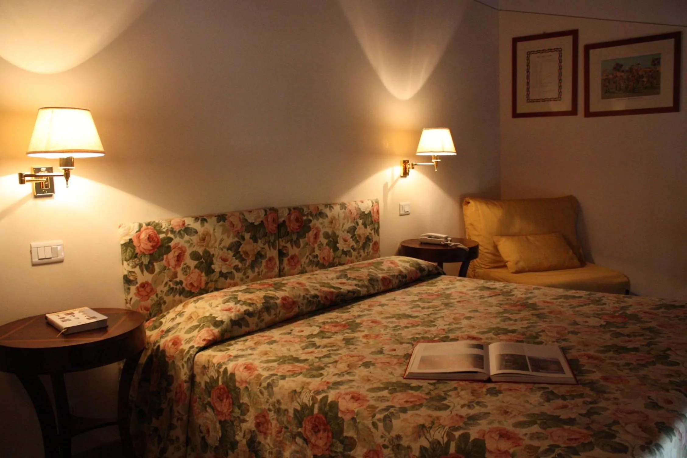 Bedroom, Bed in Hotel Santa Caterina