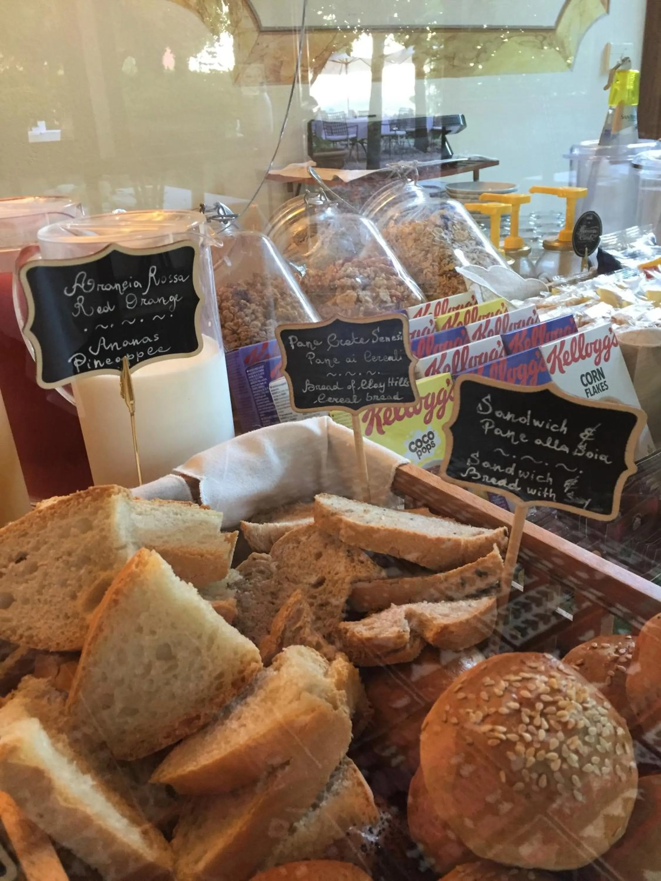 Buffet breakfast in Hotel Santa Caterina