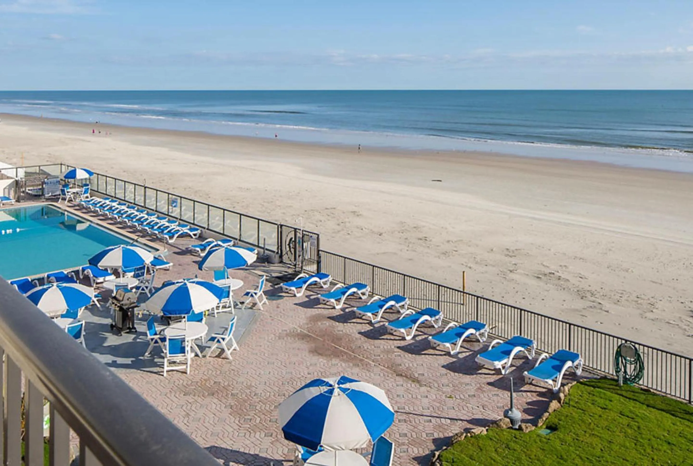 Beach in Via Roma Beach Resort