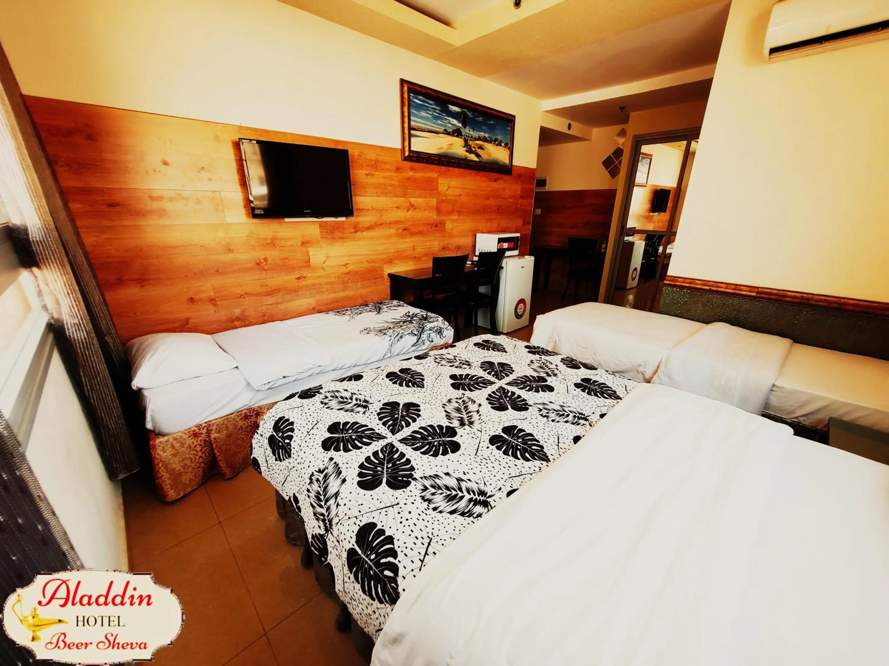 Bed in Aladdin Hotel Beer Sheva