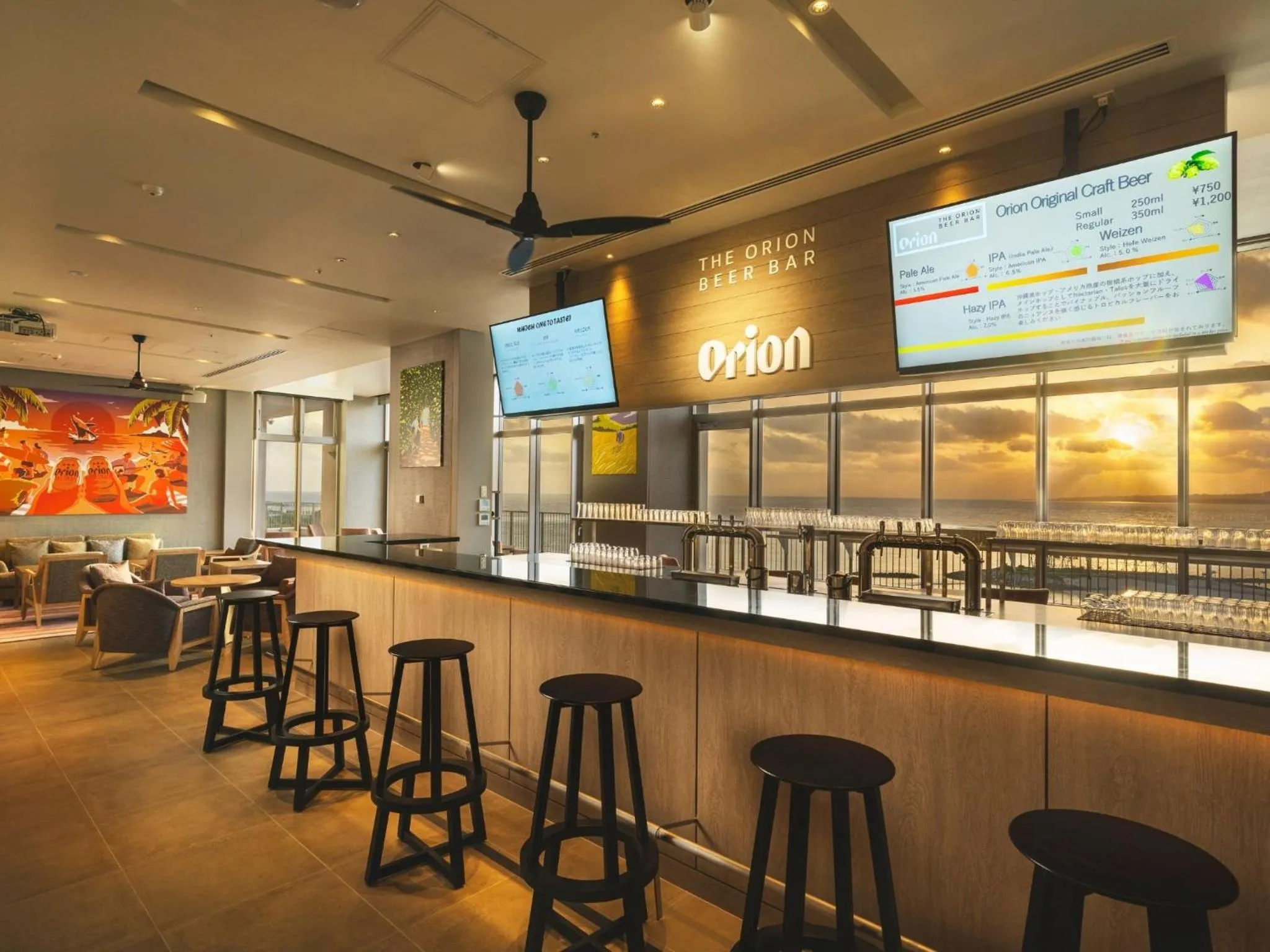 Lounge or bar in The Orion Hotel Motobu Resort & Spa