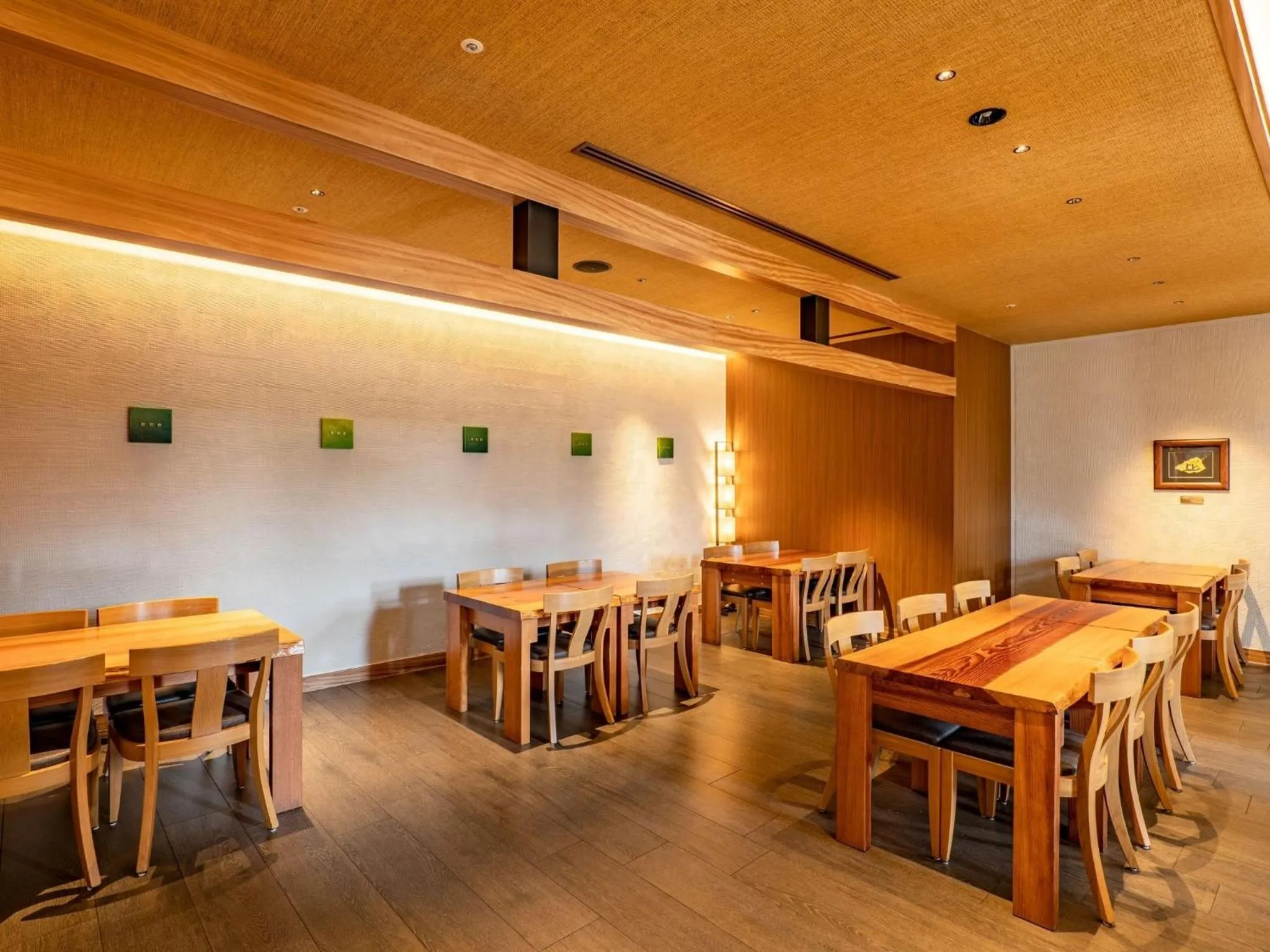 Restaurant/places to eat in The Orion Hotel Motobu Resort & Spa