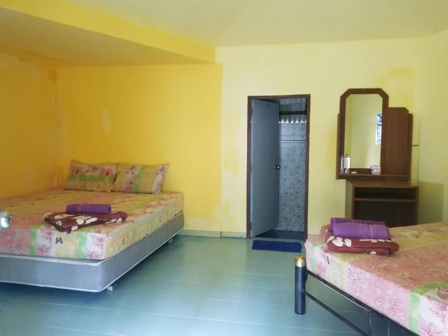 Bed in Racha Sunset Resort