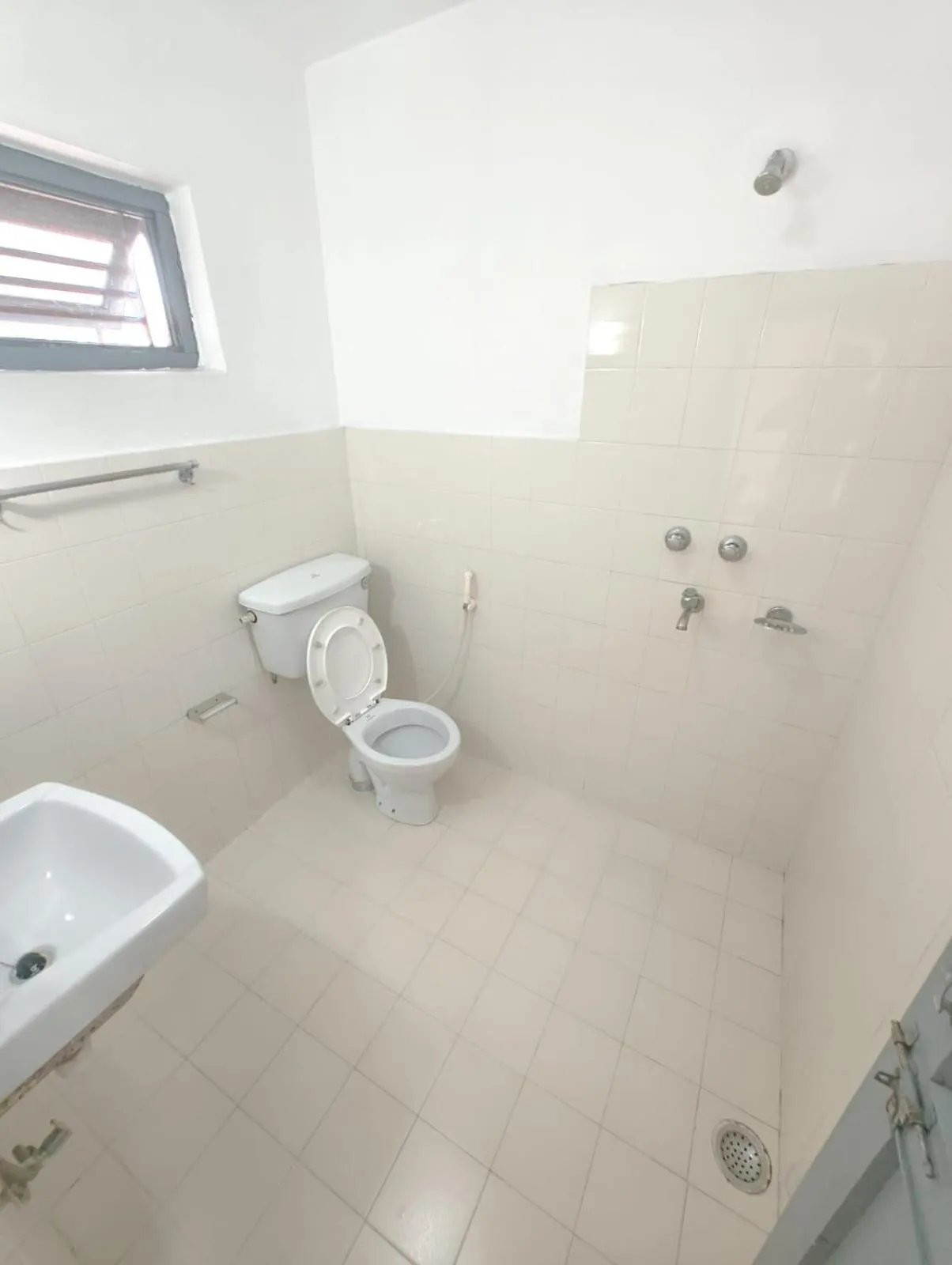 Bathroom in Hotel Mountain View - Lakeside Pokhara