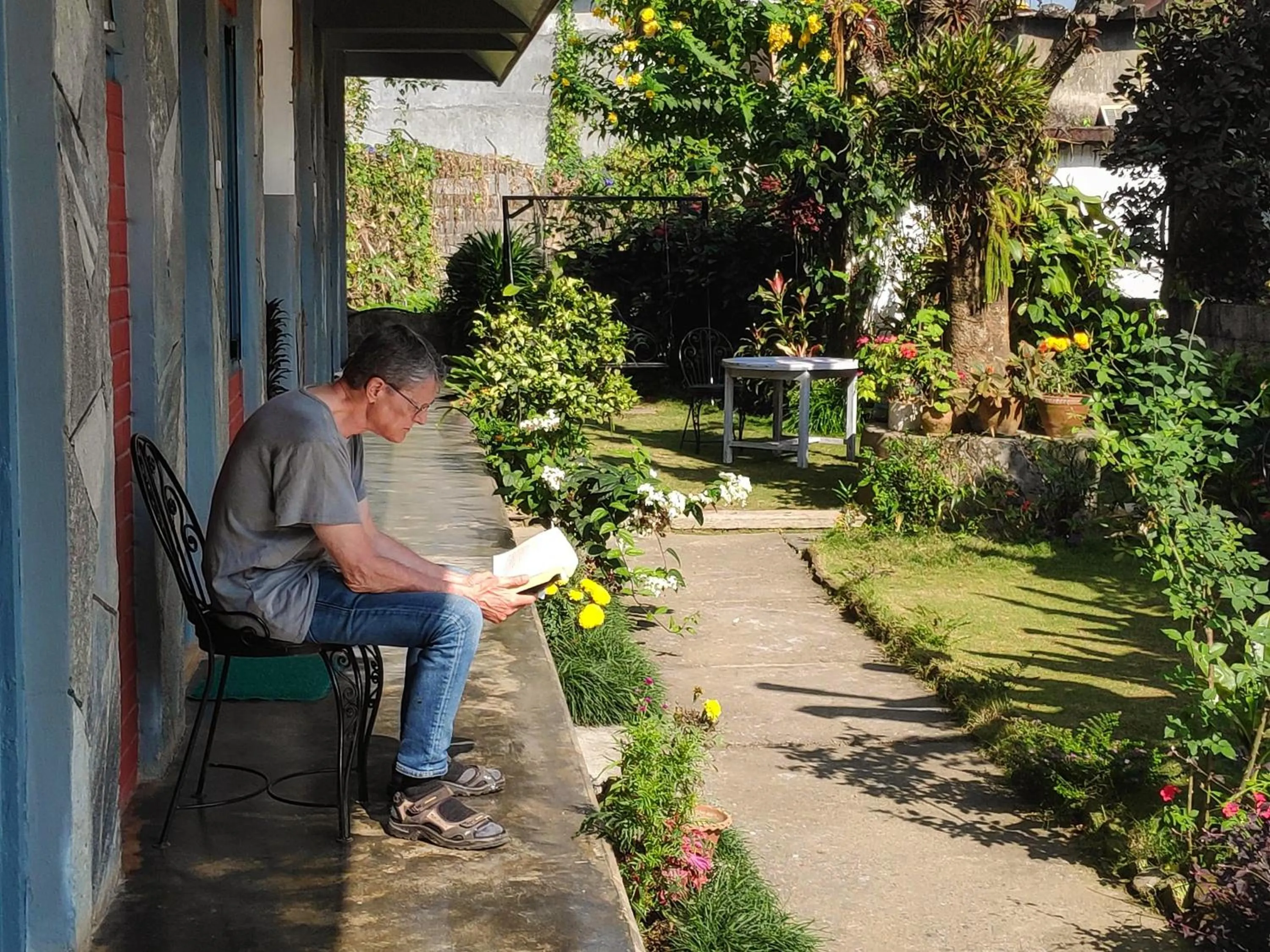People in Hotel Mountain View - Lakeside Pokhara